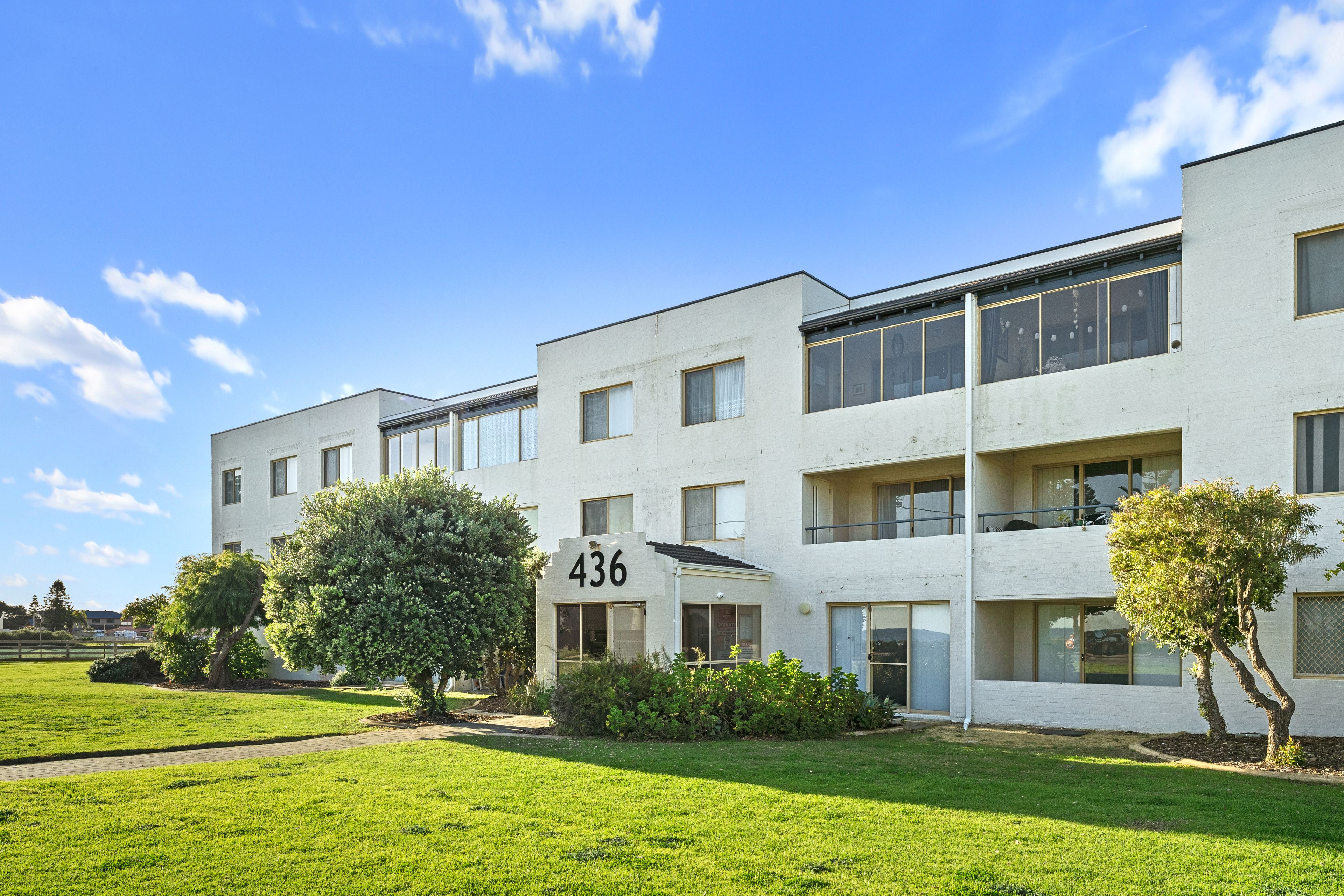 17/436 Safety Bay Road, Safety Bay, WA 6169