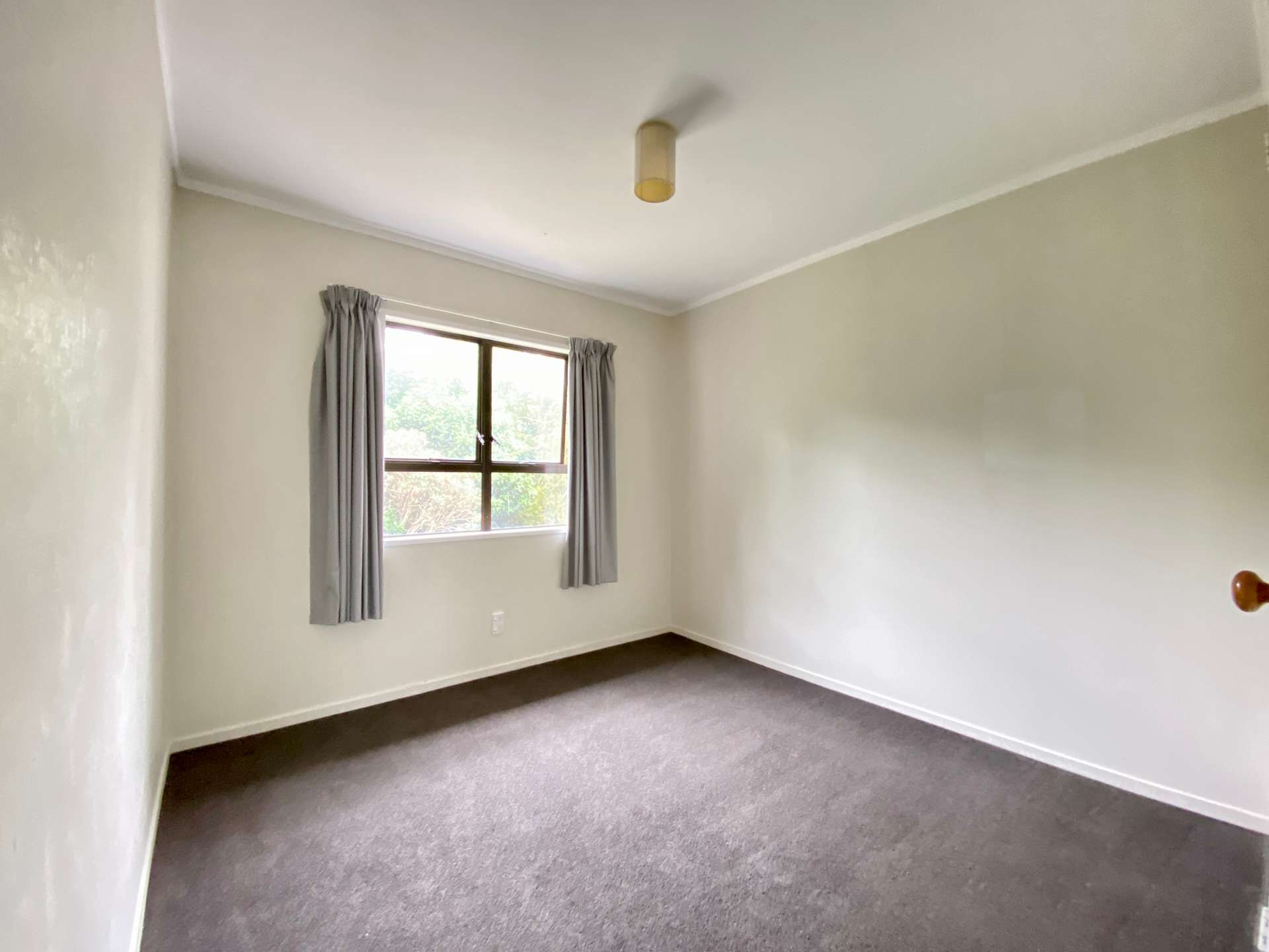 80 Totara Drive photo 2