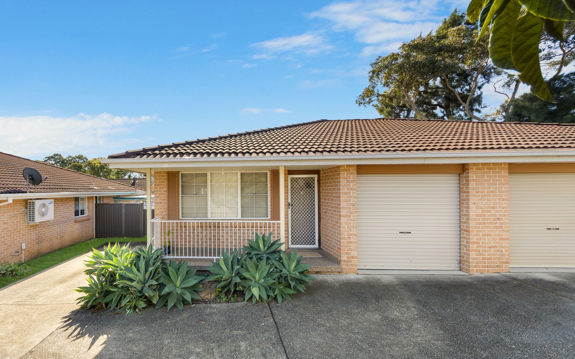 4 Bensley Road, Macquarie Fields NSW 2564