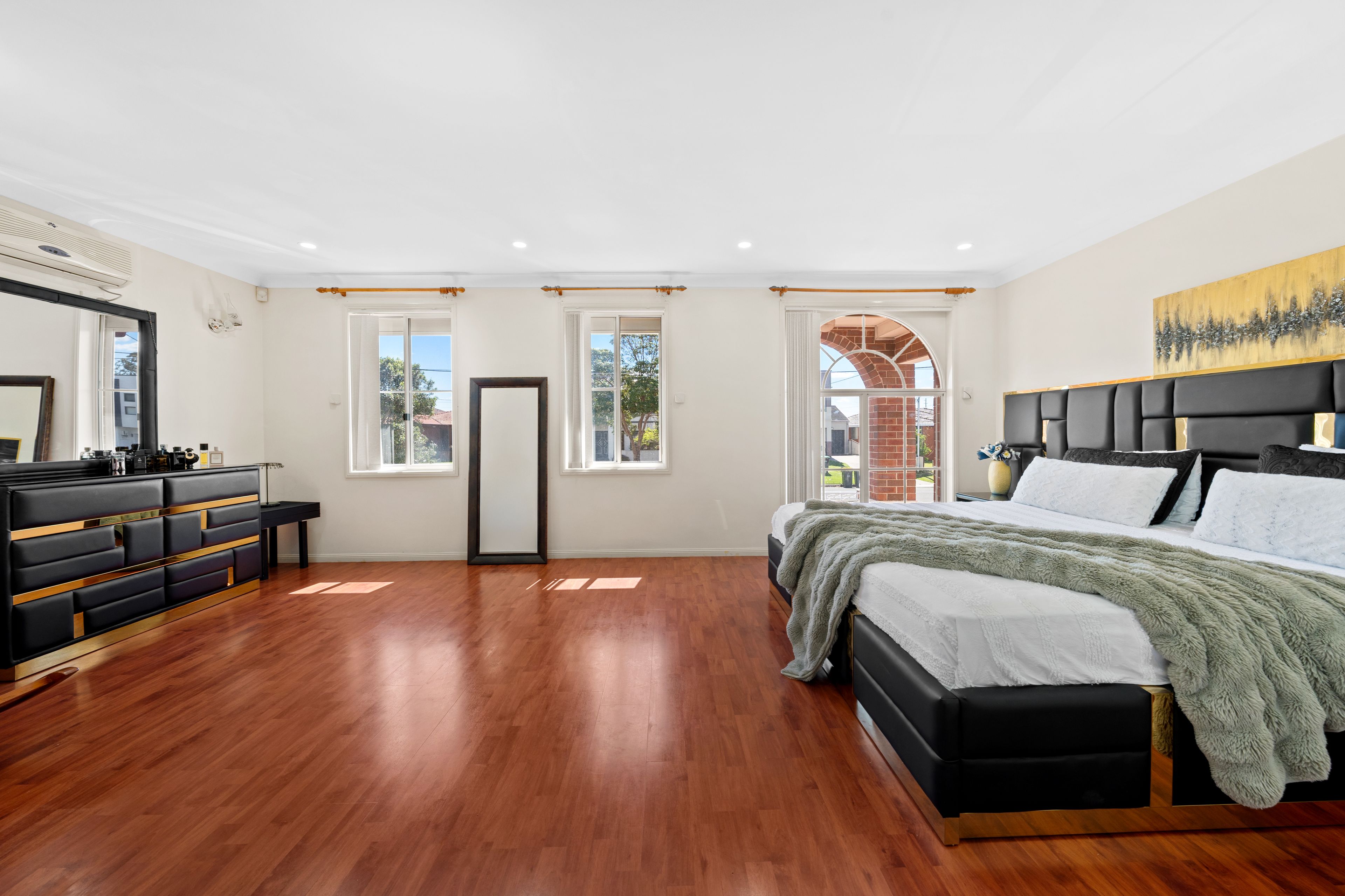 43 Throsby Street — photo 10 of 18