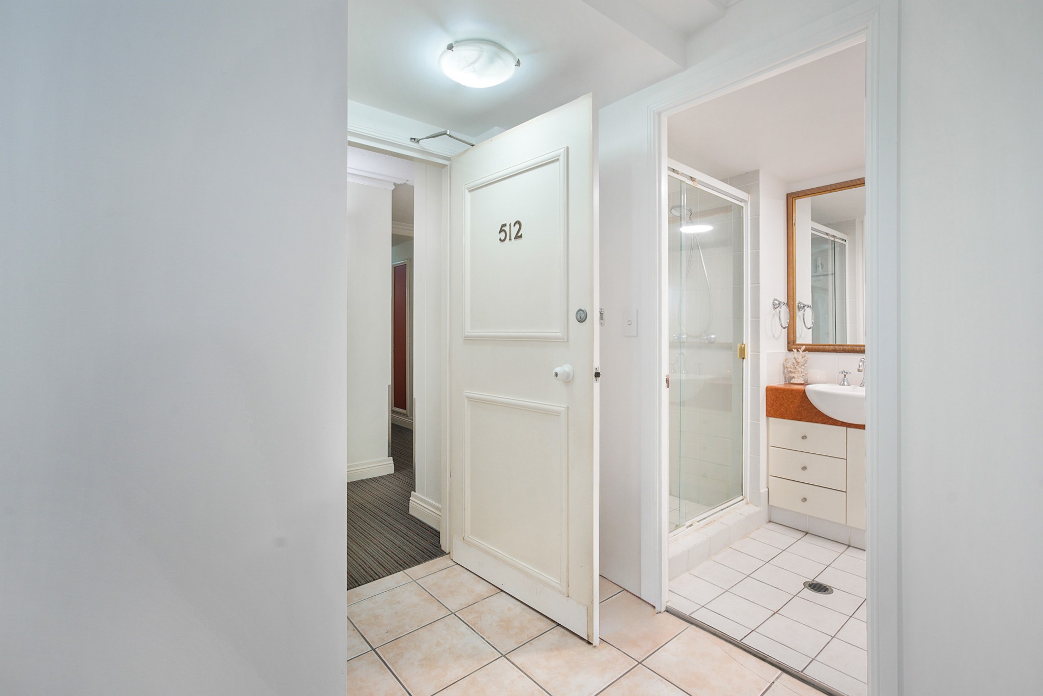 512/9-21 Beach Parade, Surfers Paradise, QLD 4217