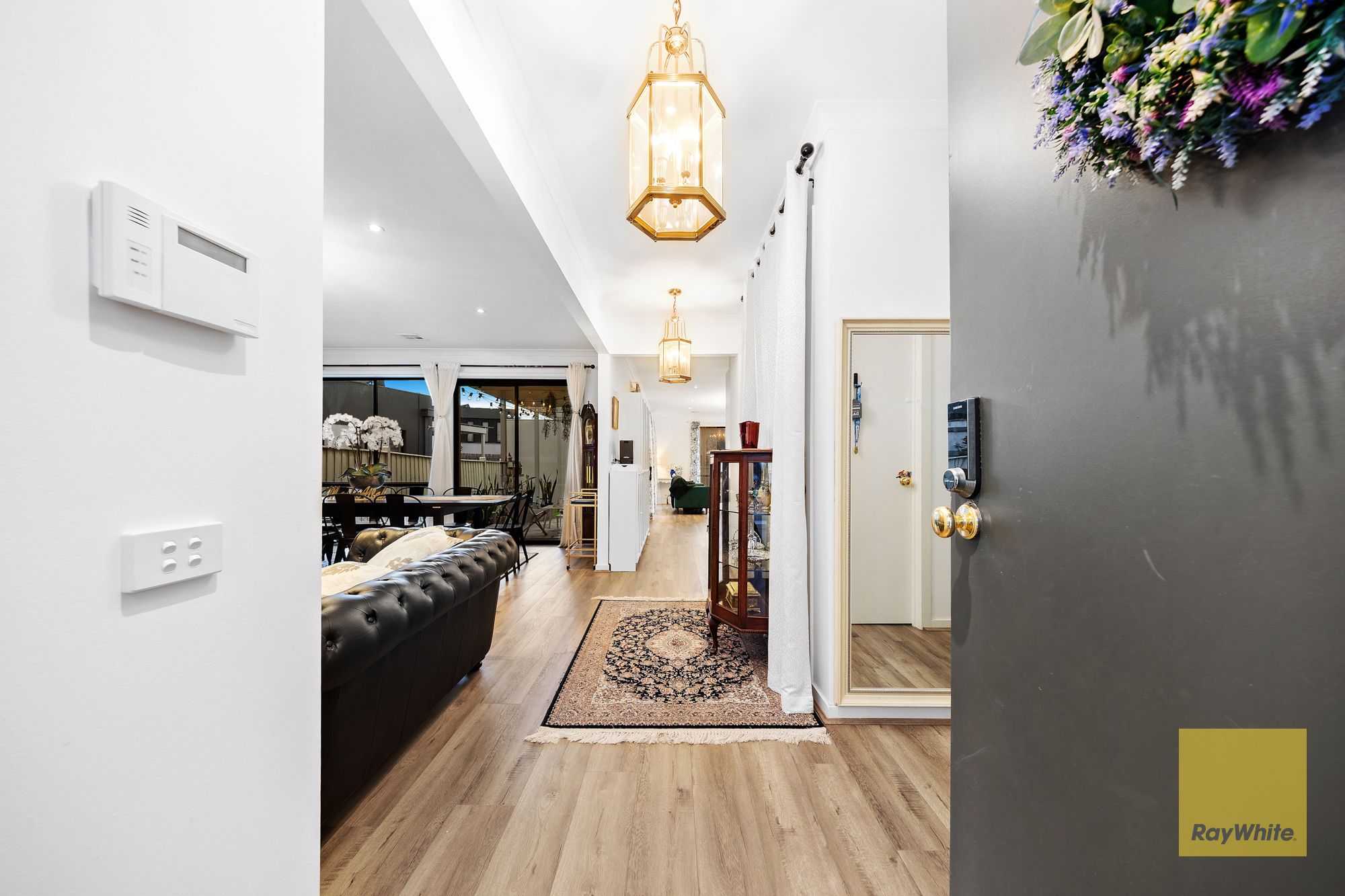 82 Signature Boulevard, Sanctuary Lakes, VIC 3030