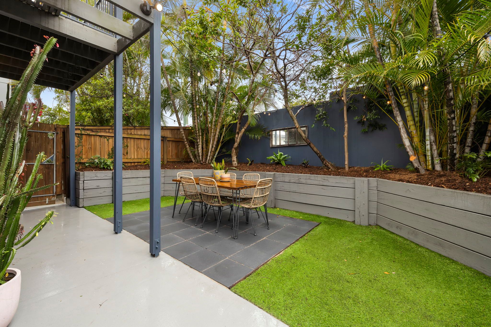 2/147 Jones Road, Carina Heights, QLD 4152