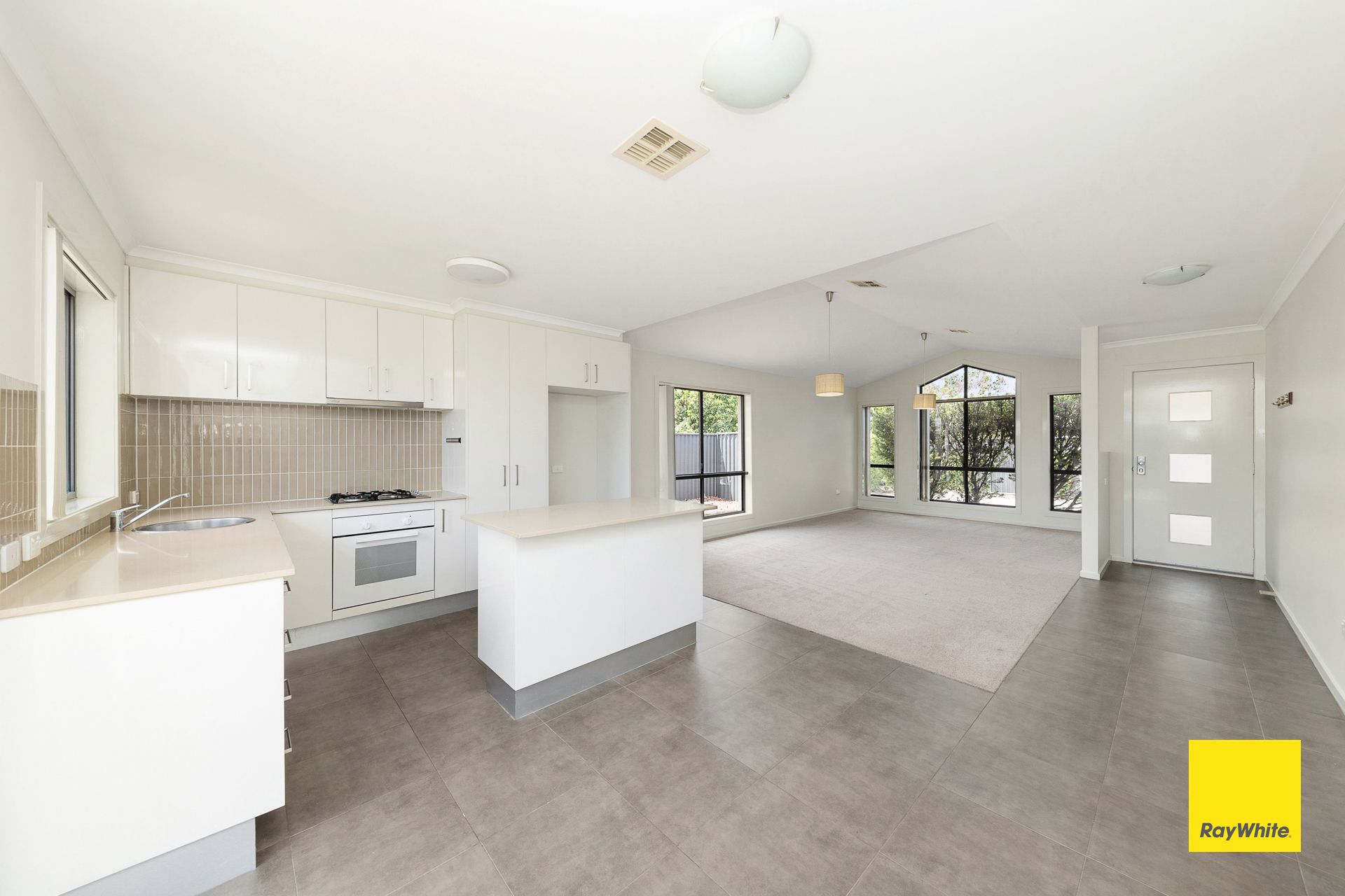 5/4-6 Mcmahon Drive, Bungendore, NSW 2621