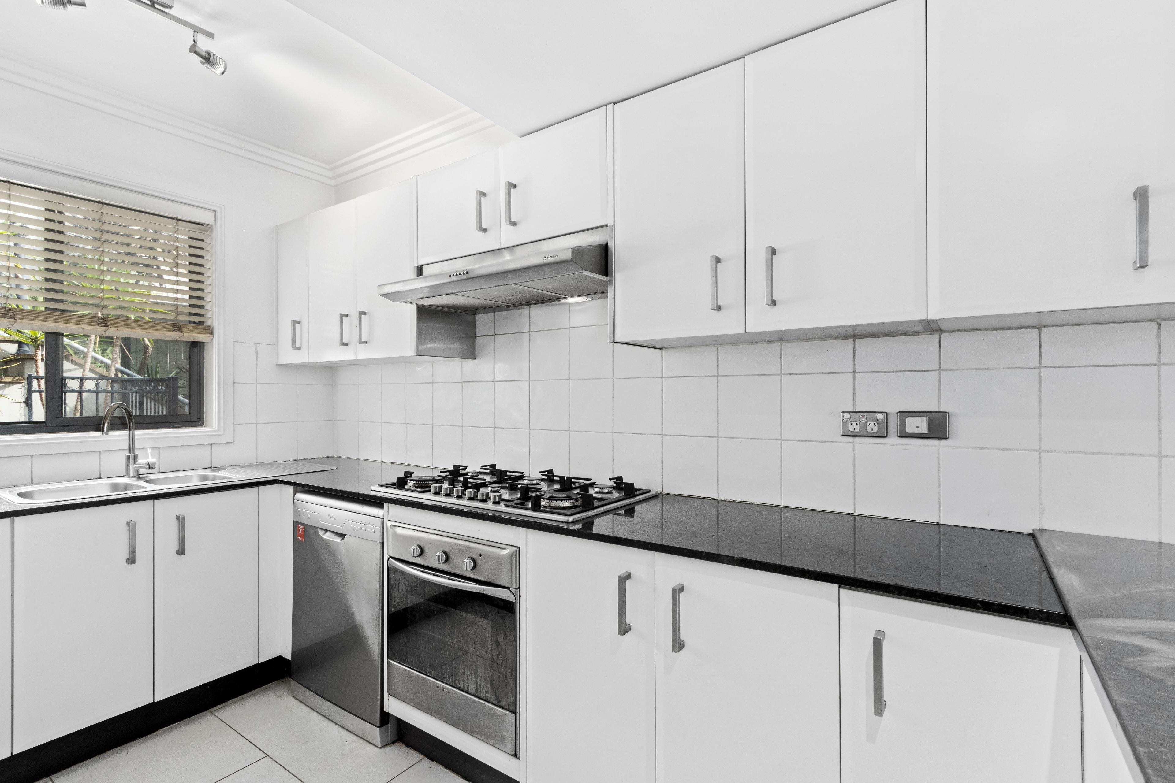 21/6 Mowbray Street, Sylvania, NSW 2224