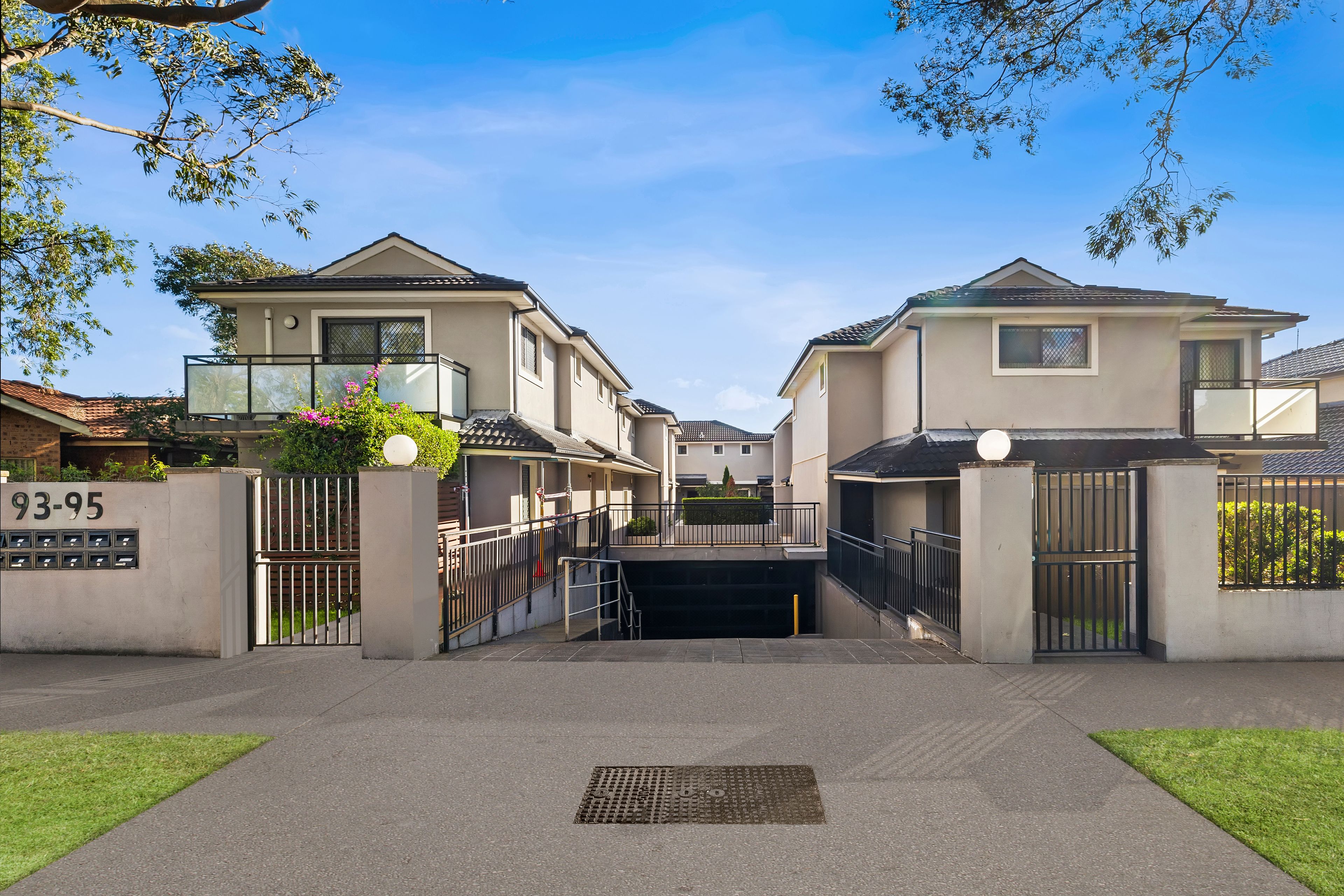 5/93-95 Burwood Road — photo from Ray White Elevate Group