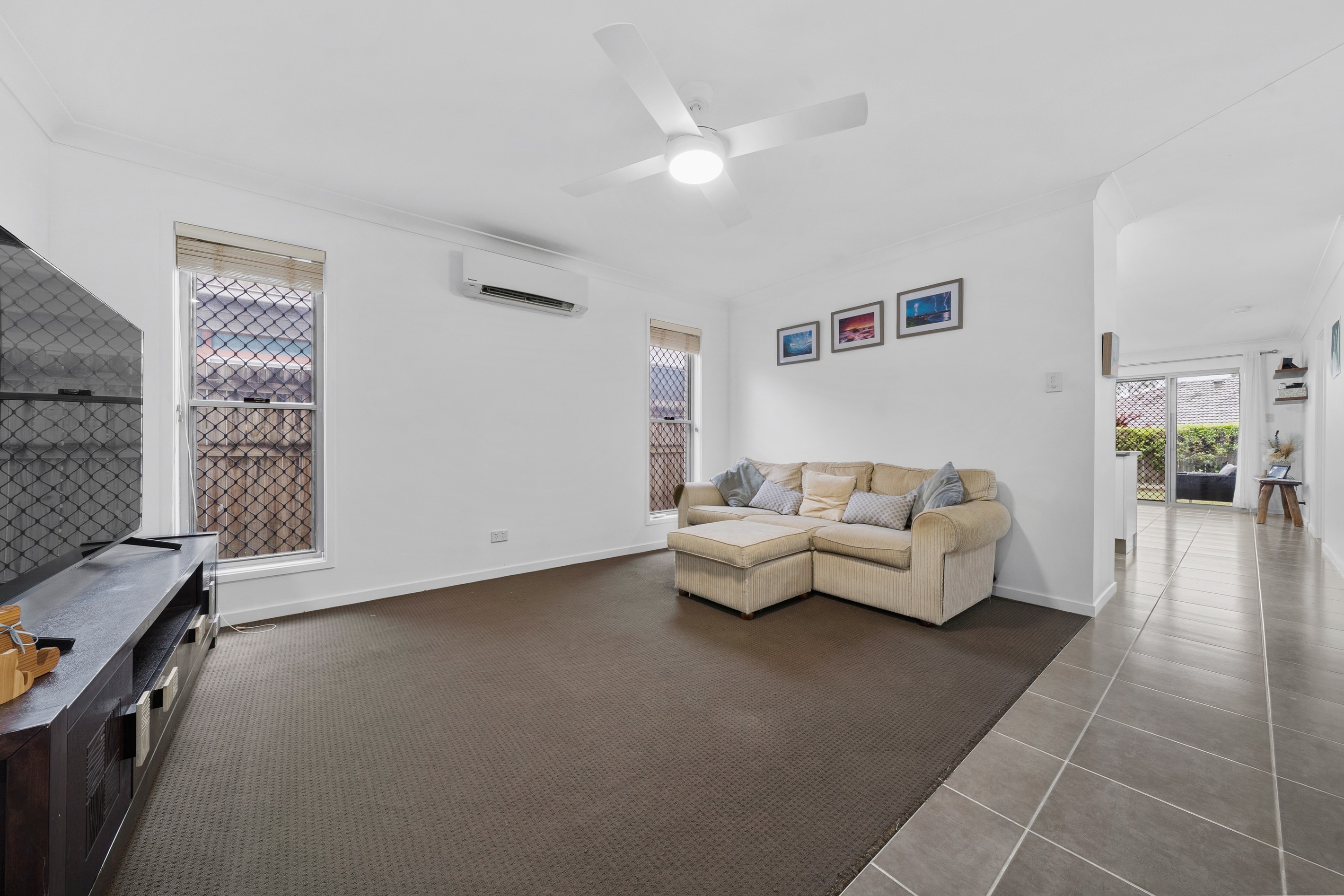 10 Coalstoun Crossing, Waterford, QLD 4133