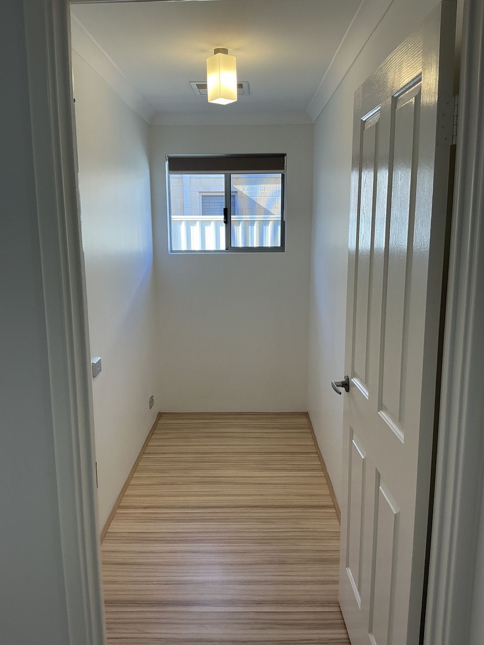 FANTASTIC INVESTMENT OPPRTUNITY IN PERFECT LOCATION — photo 9 of 17