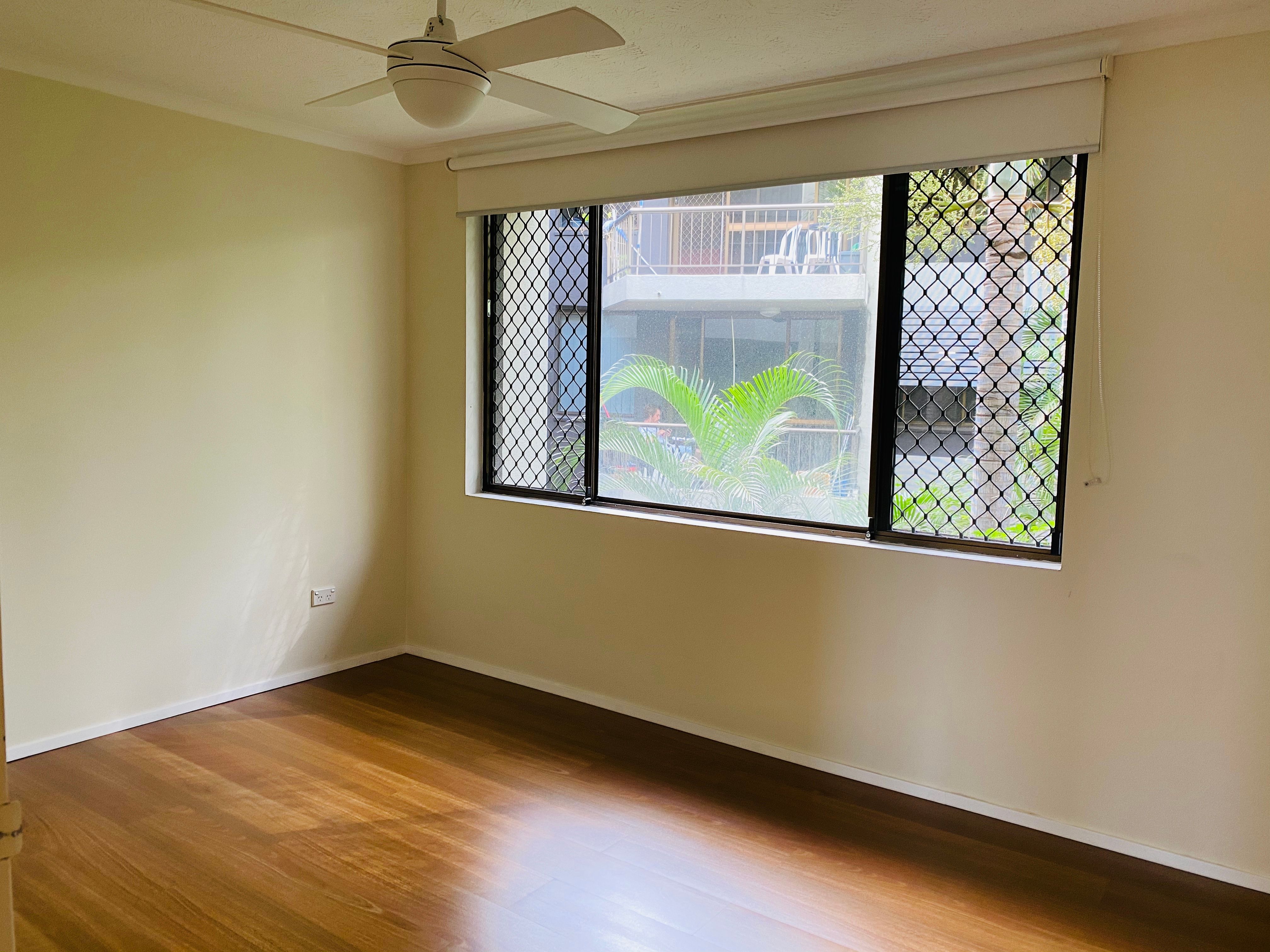 28/3355 Surfers Paradise Boulevard — photo 4 of 9