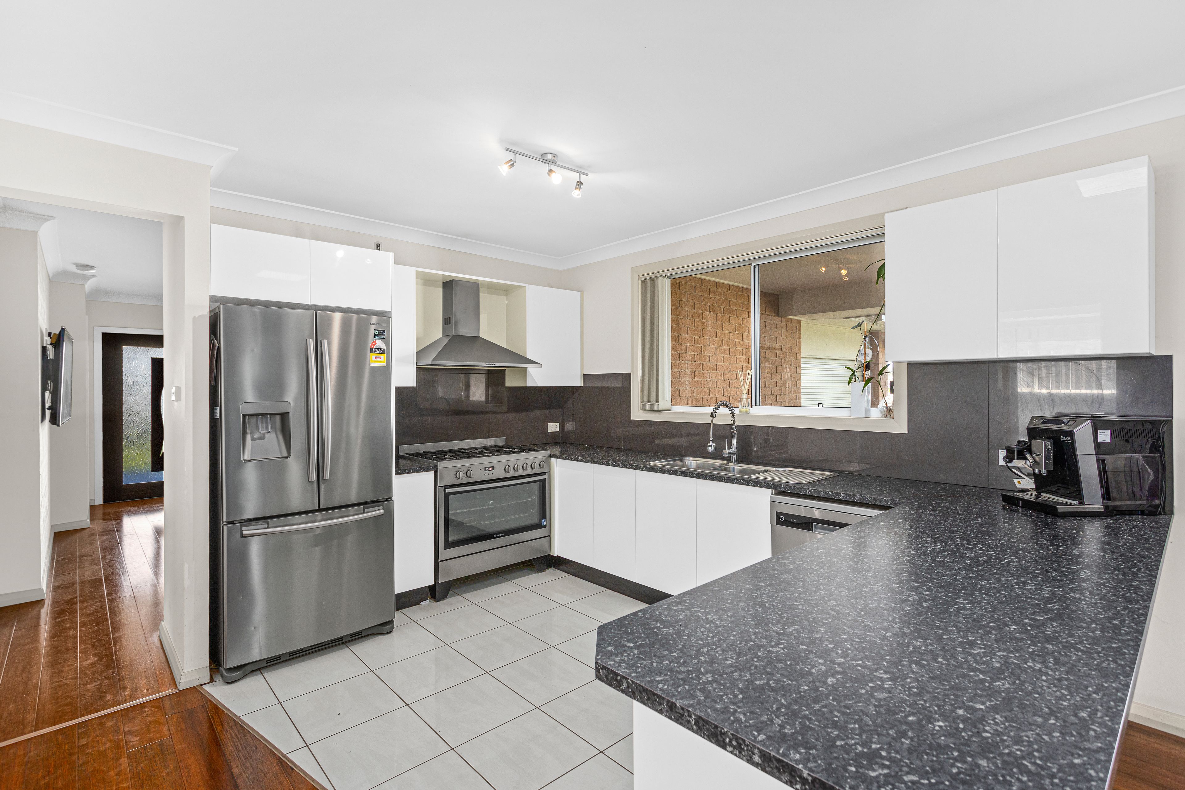 3 St Ives Road, Flinders, NSW 2529