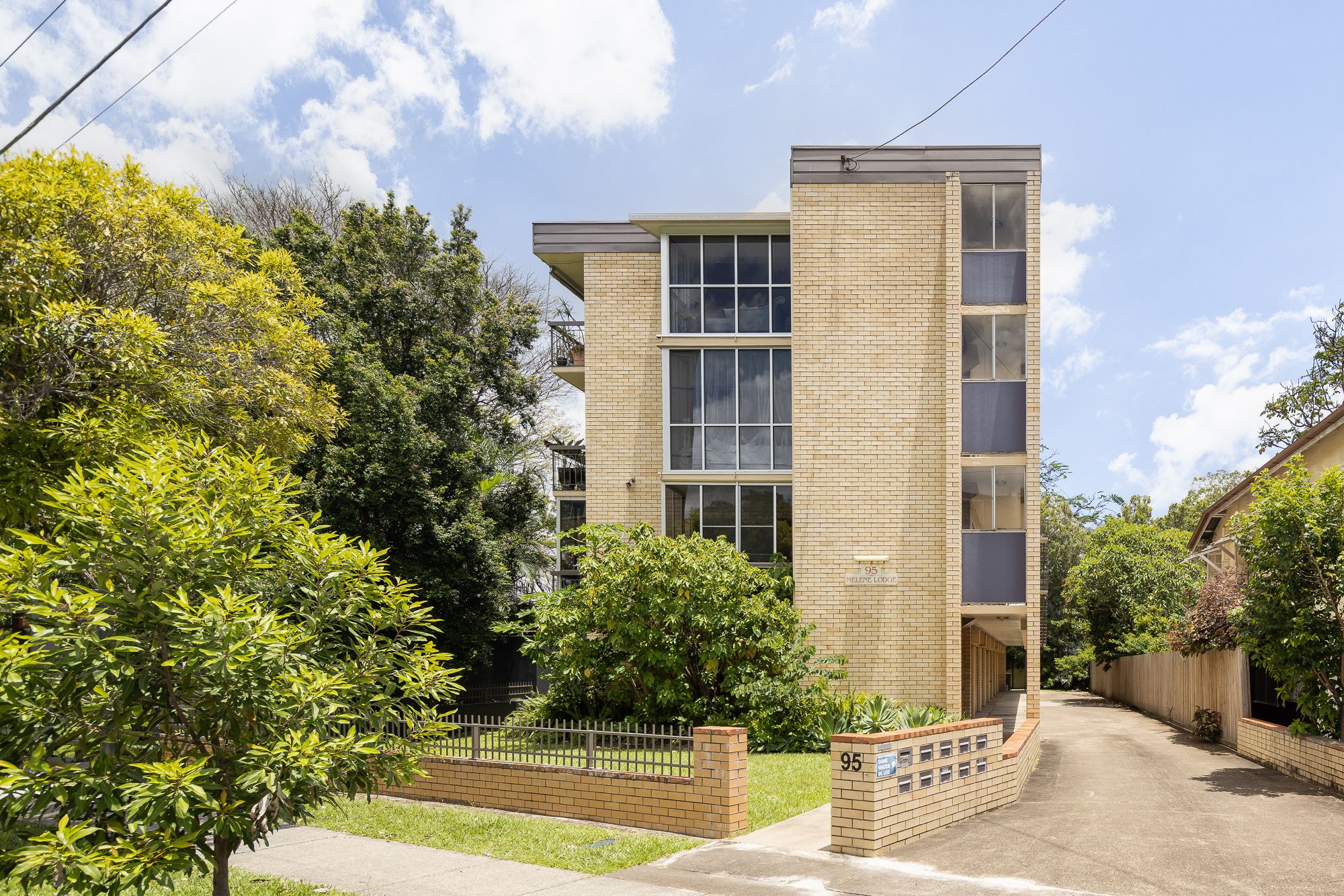 95 Oxlade Drive, New Farm QLD 4005