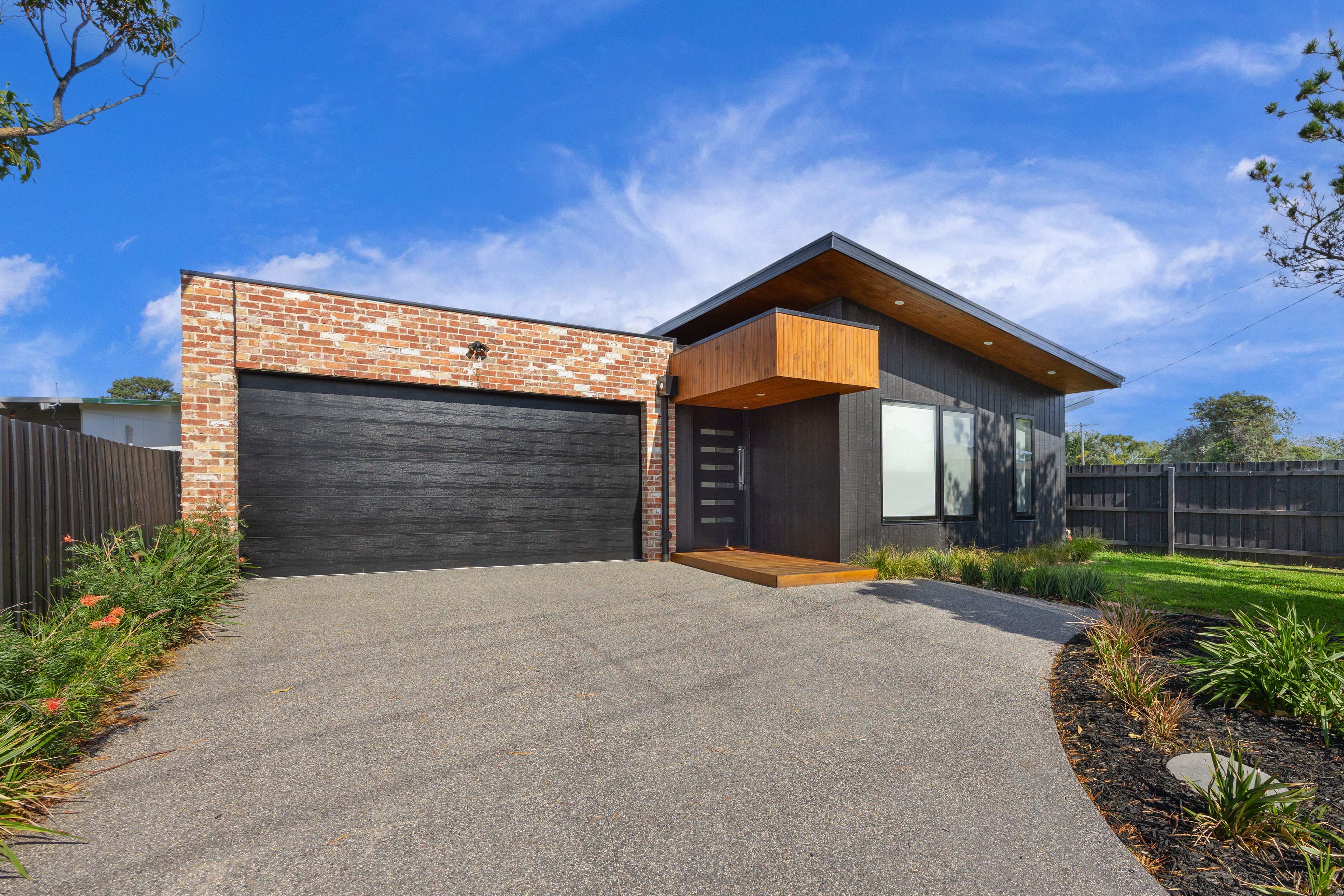 2A Coutts Street, Safety Beach, VIC 3936