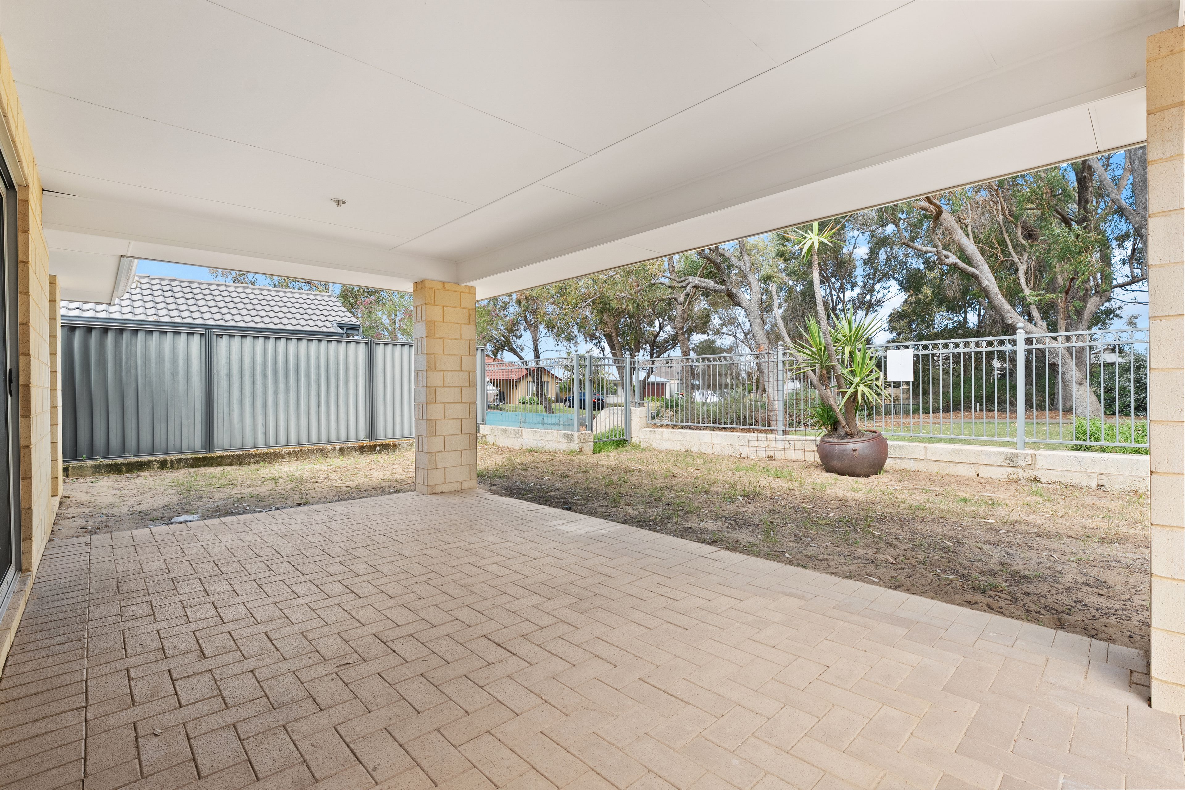 14 Lucan Lane — photo 7 of 30
