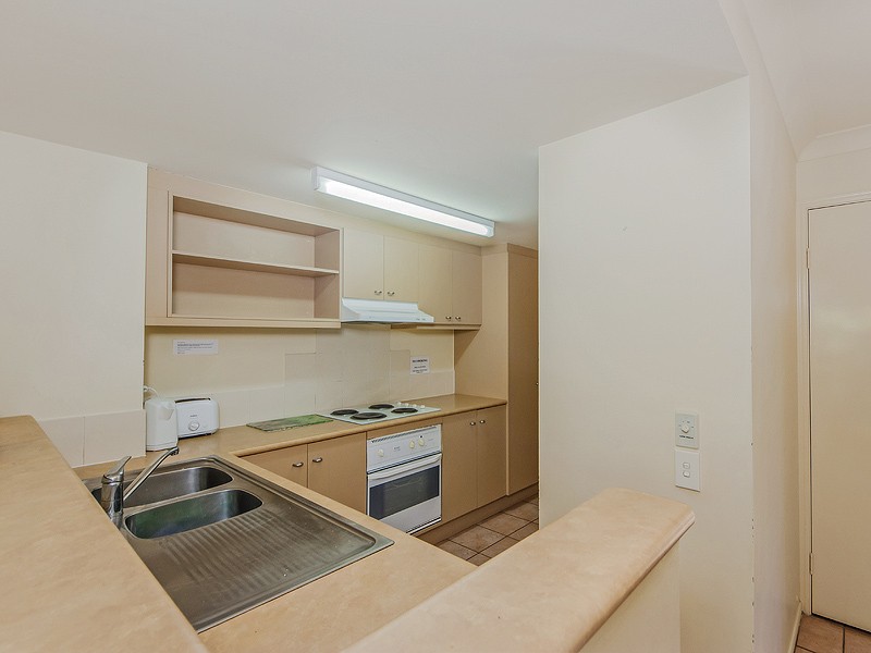 76/215 Cottesloe Drive, Mermaid Waters, QLD 4218