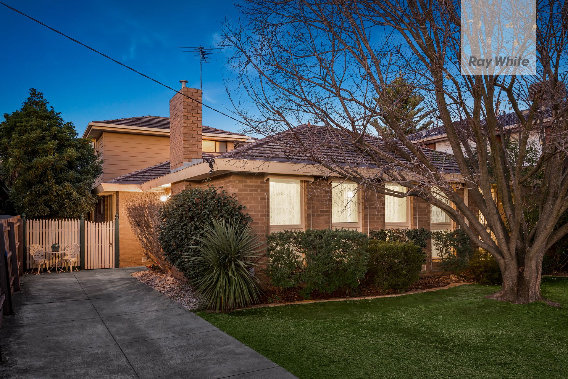 4 Luton Way, Bundoora VIC 3083