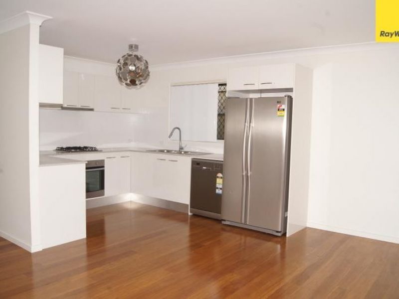 55 Cordeaux Crescent, Redbank Plains, QLD 4301