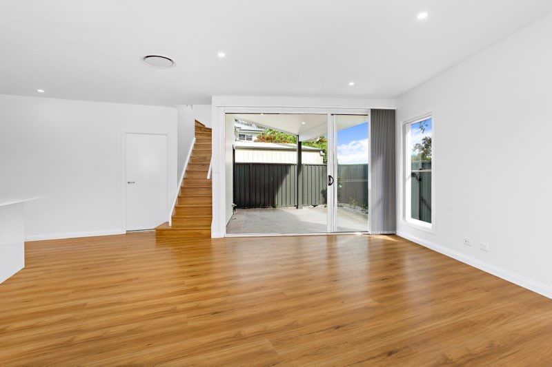 2/29 Bass Street, Barrack Heights, NSW 2528