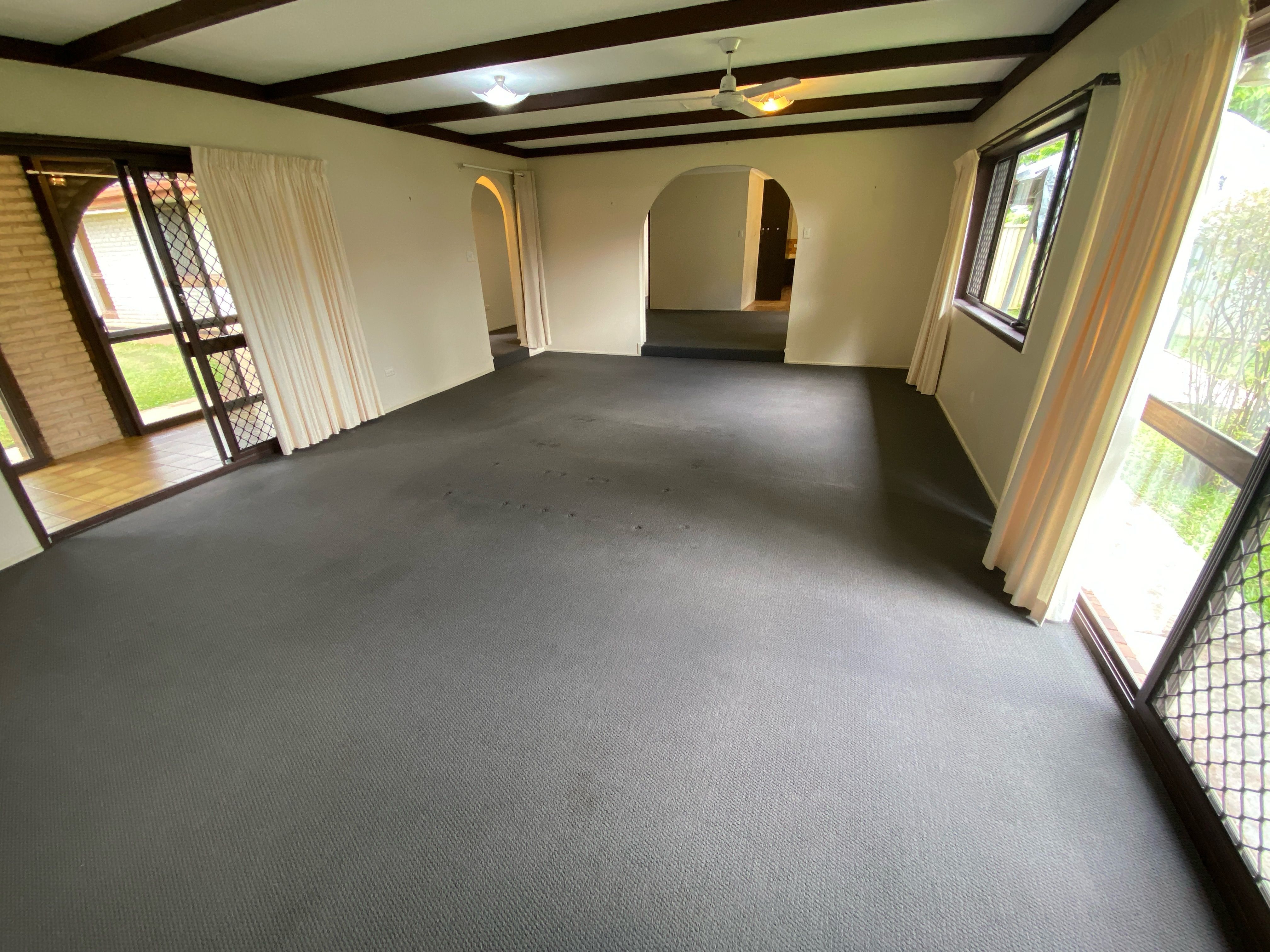 33 Faringdon Street, Robertson, QLD 4109