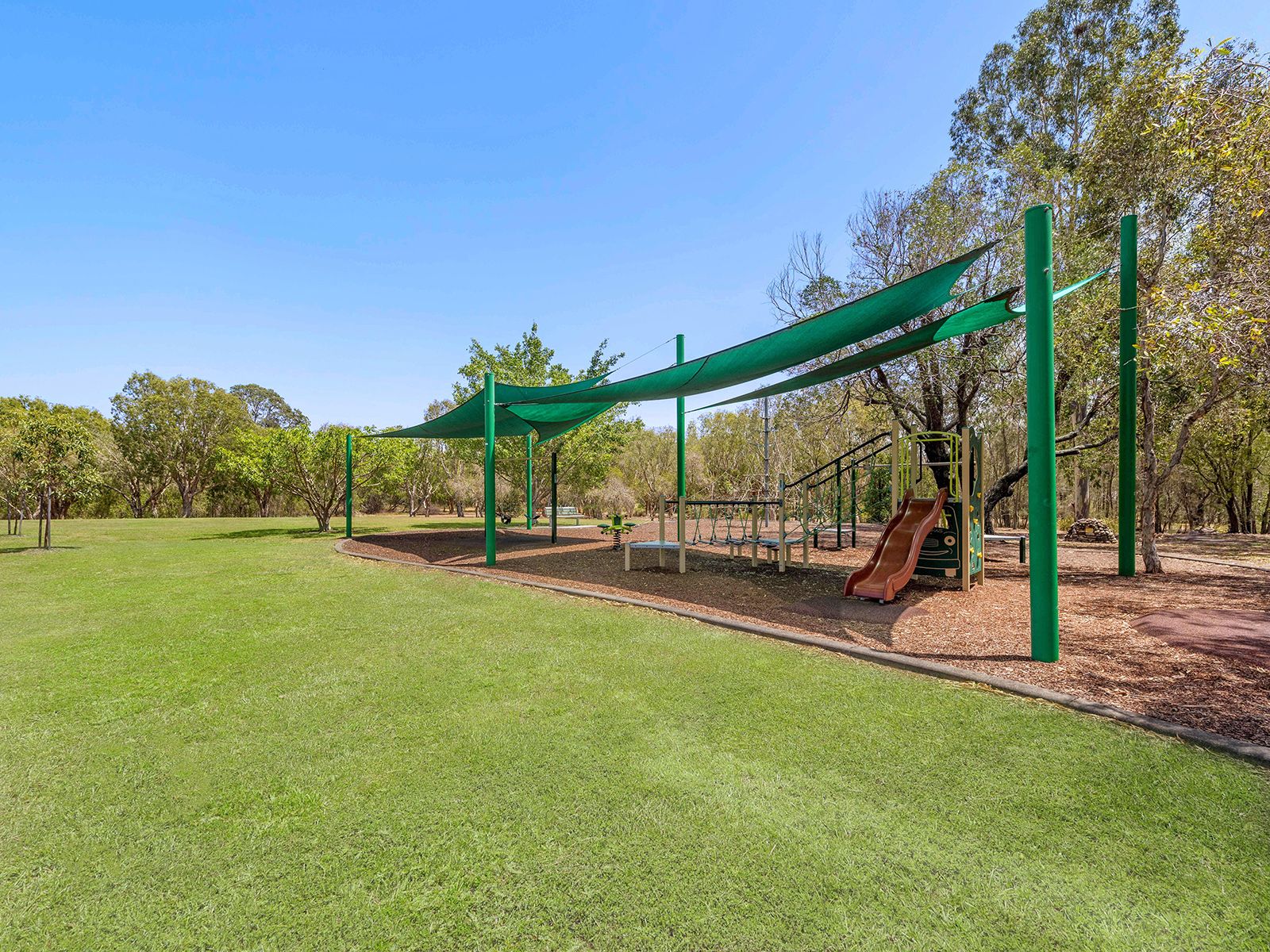27 Ferguson Avenue, Northgate, QLD 4013