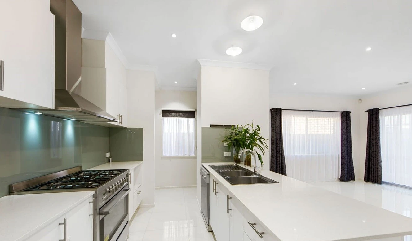 14 Crossdale Avenue, Truganina, VIC 3029