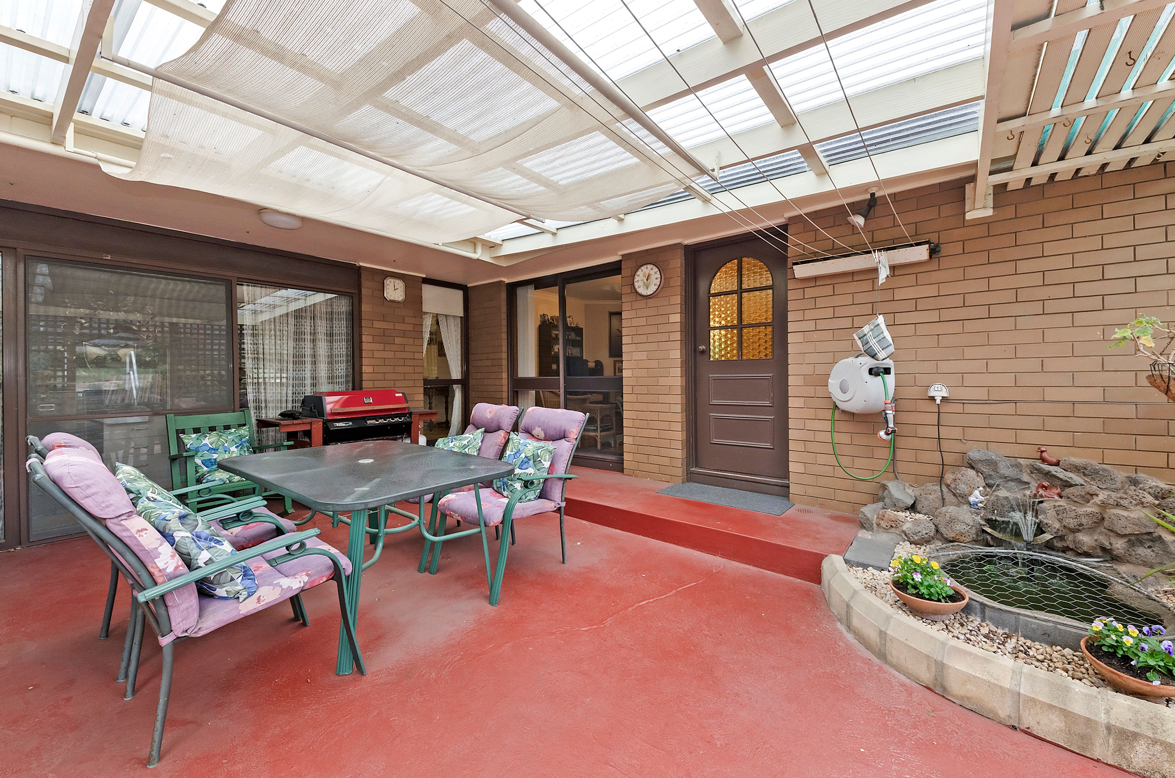 12 Ponting Drive — photo 11 of 15