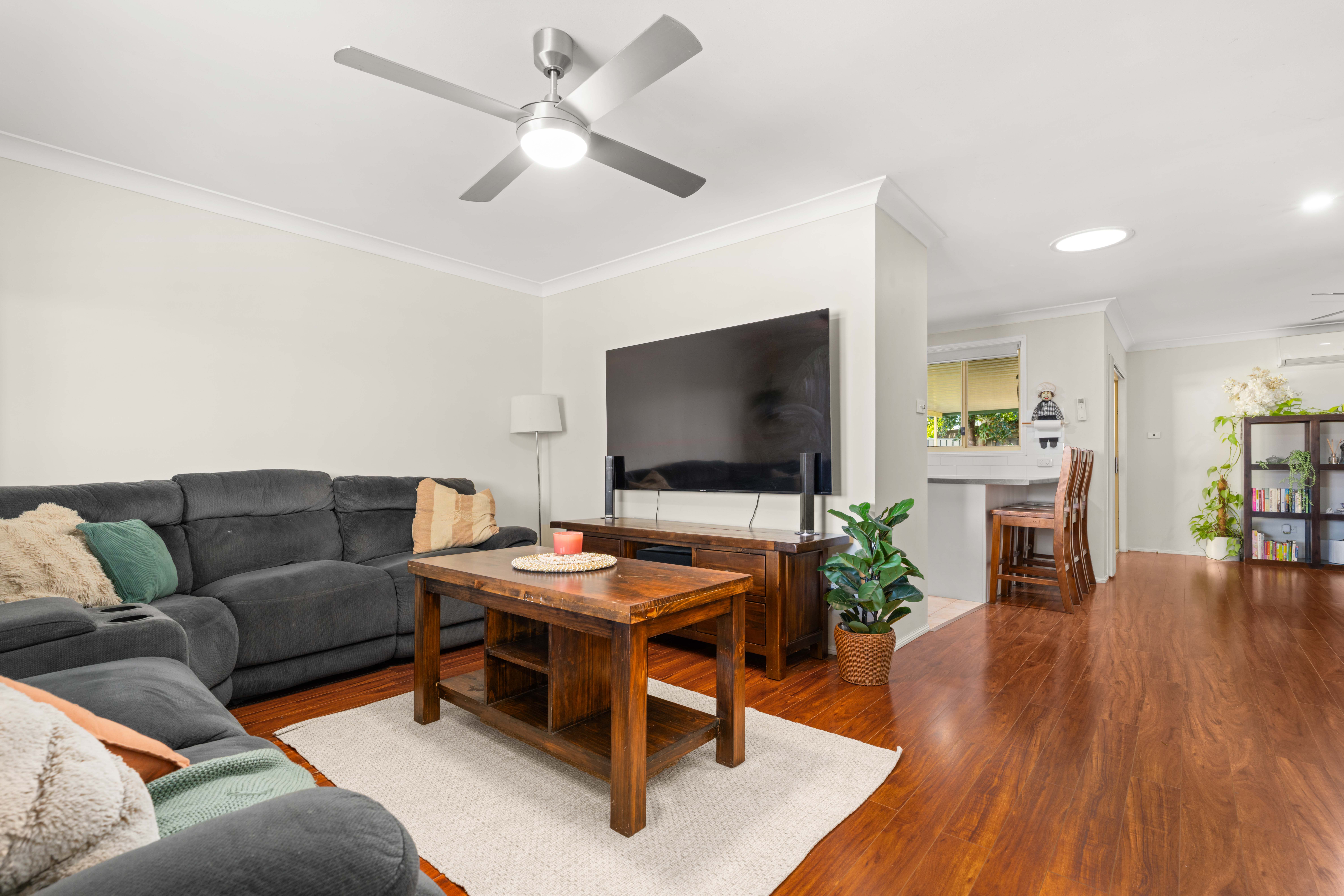 12 Hermes Crescent — photo 4 of 26