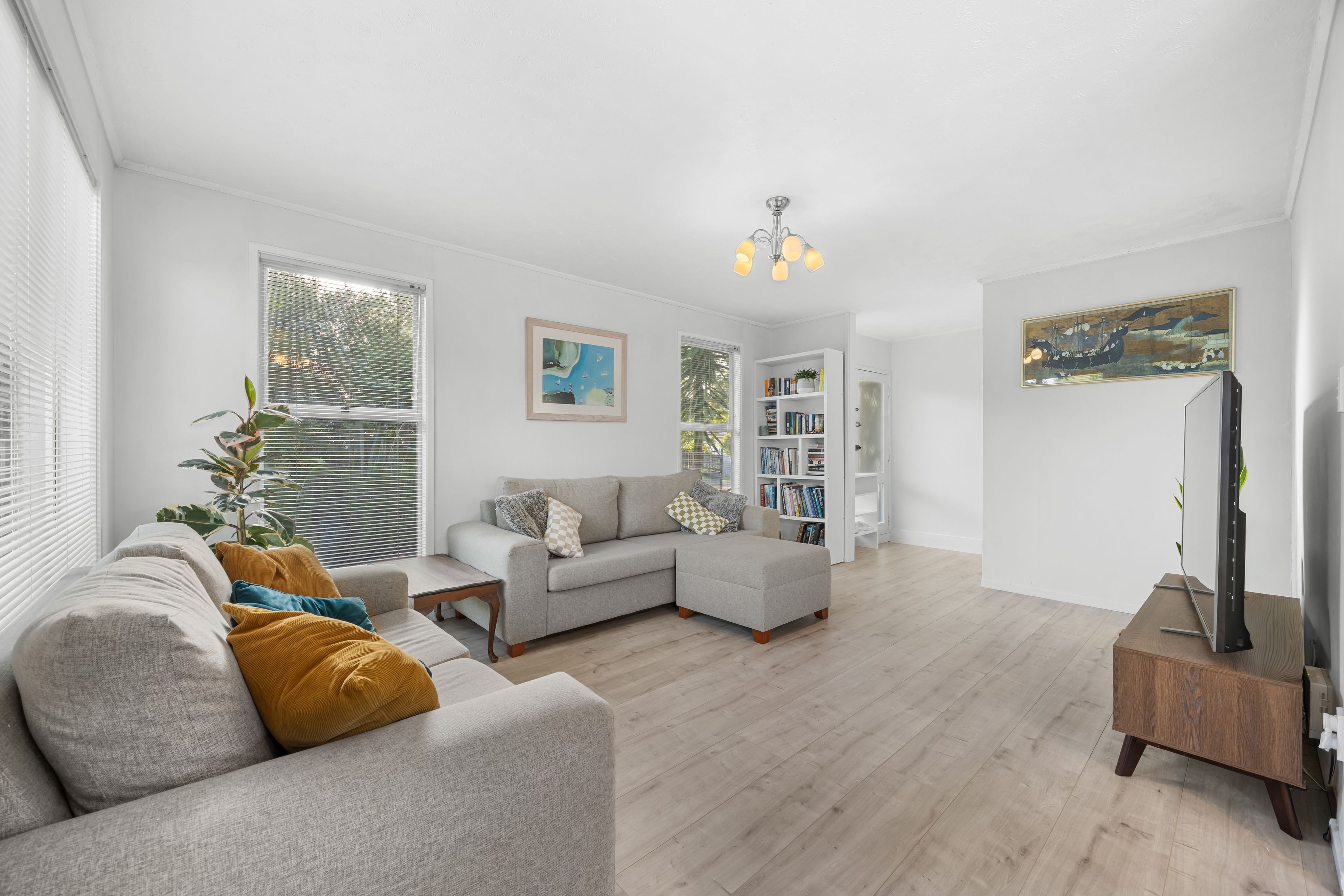 63 Hartley Terrace, Massey, Waitakere City