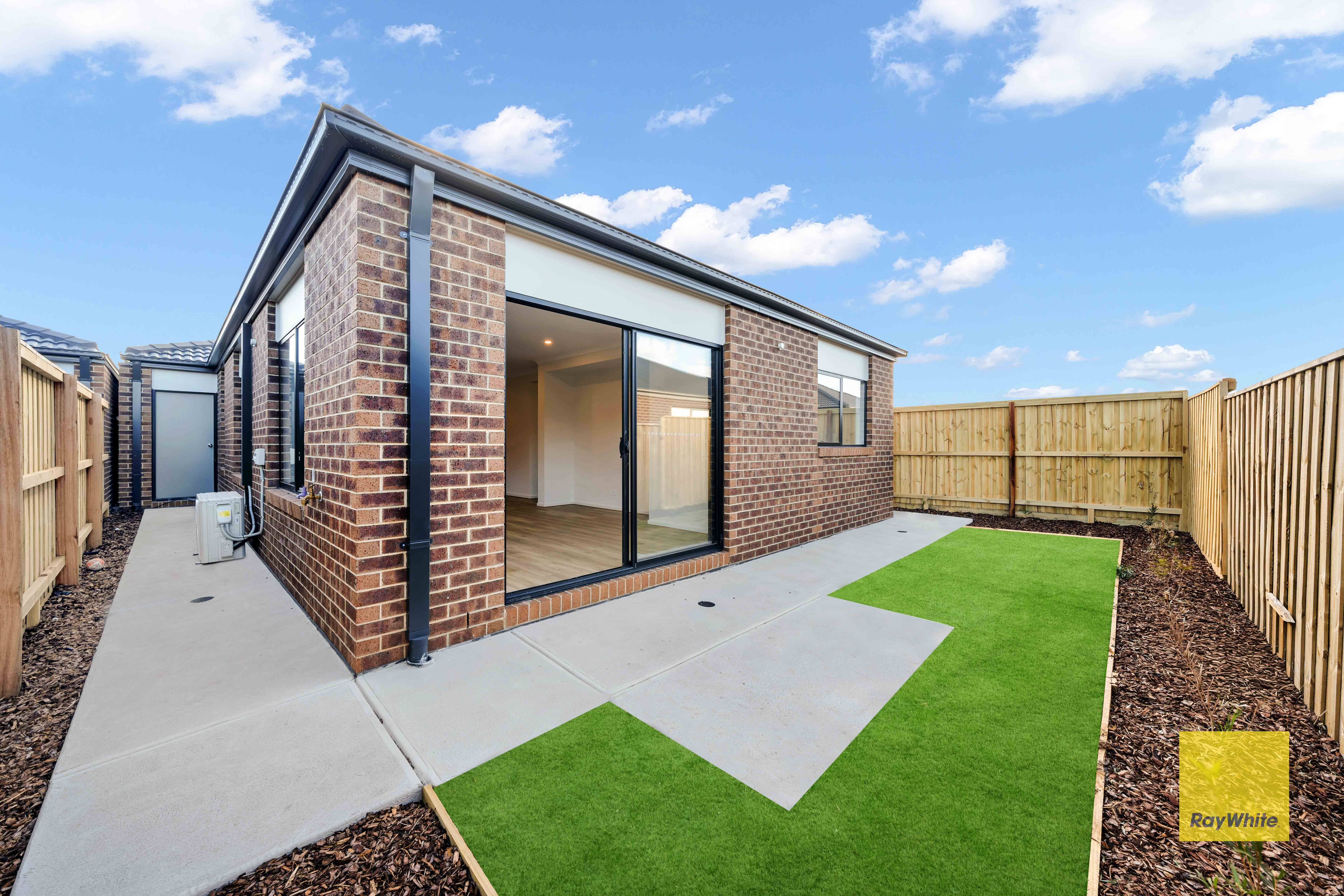 30 Fieldia Road — photo 10 of 10