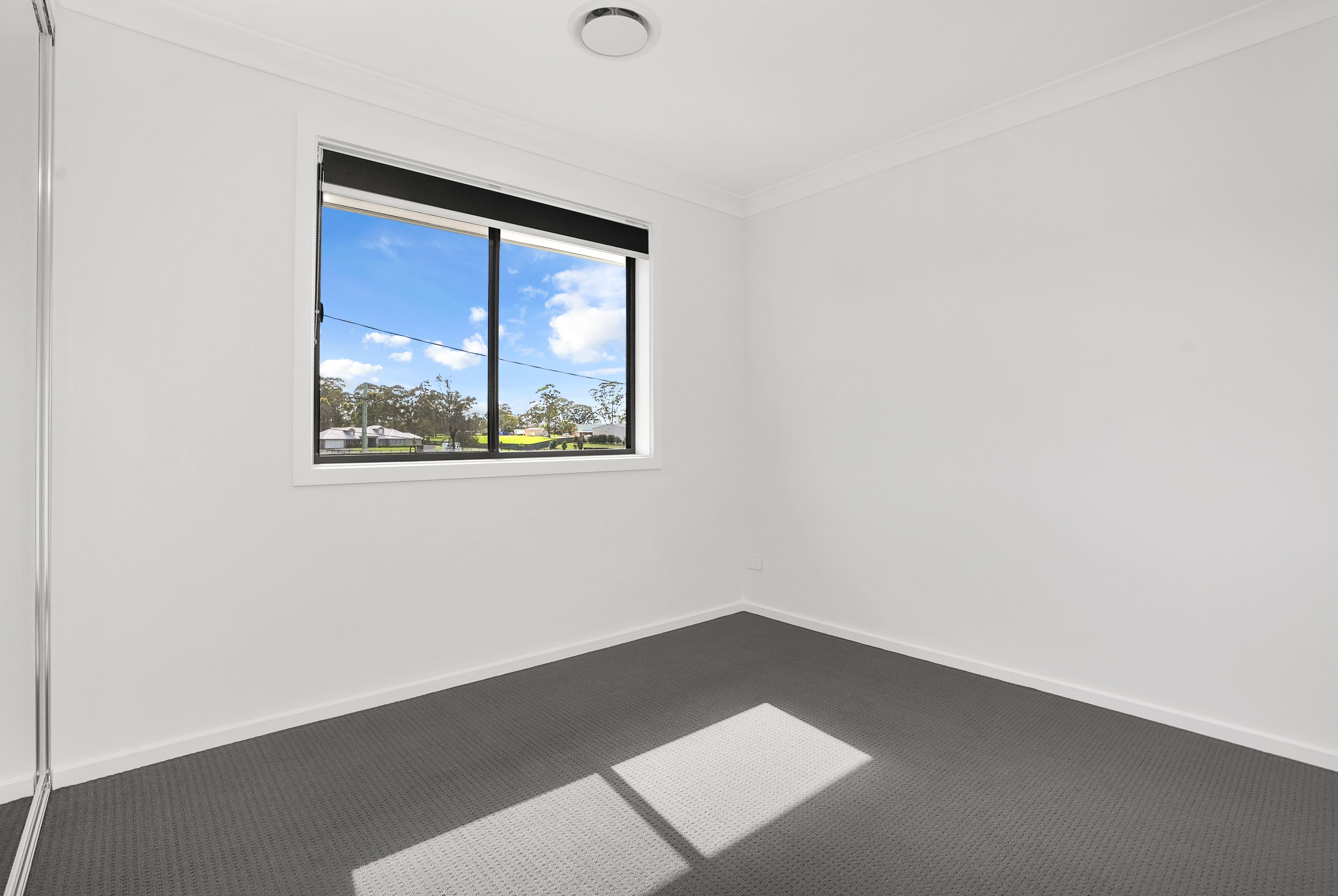 31 Pegasus Street — photo 8 of 9