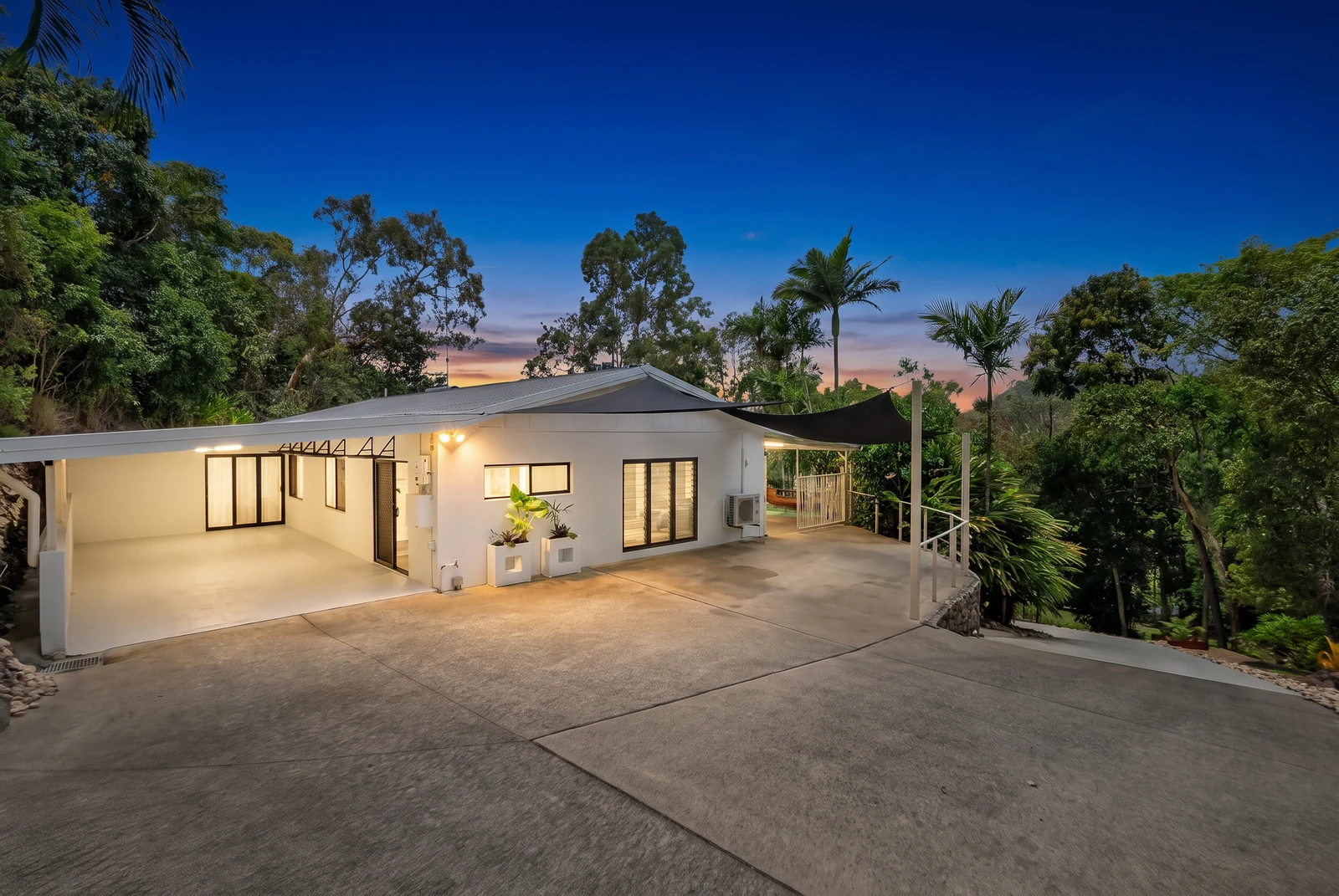 185-187 Panguna Street, Trinity Beach, QLD 4879