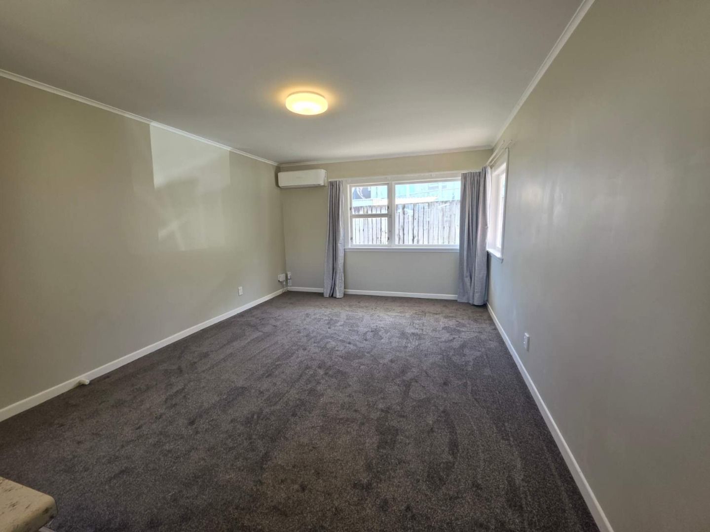 Saint Johns, Auckland