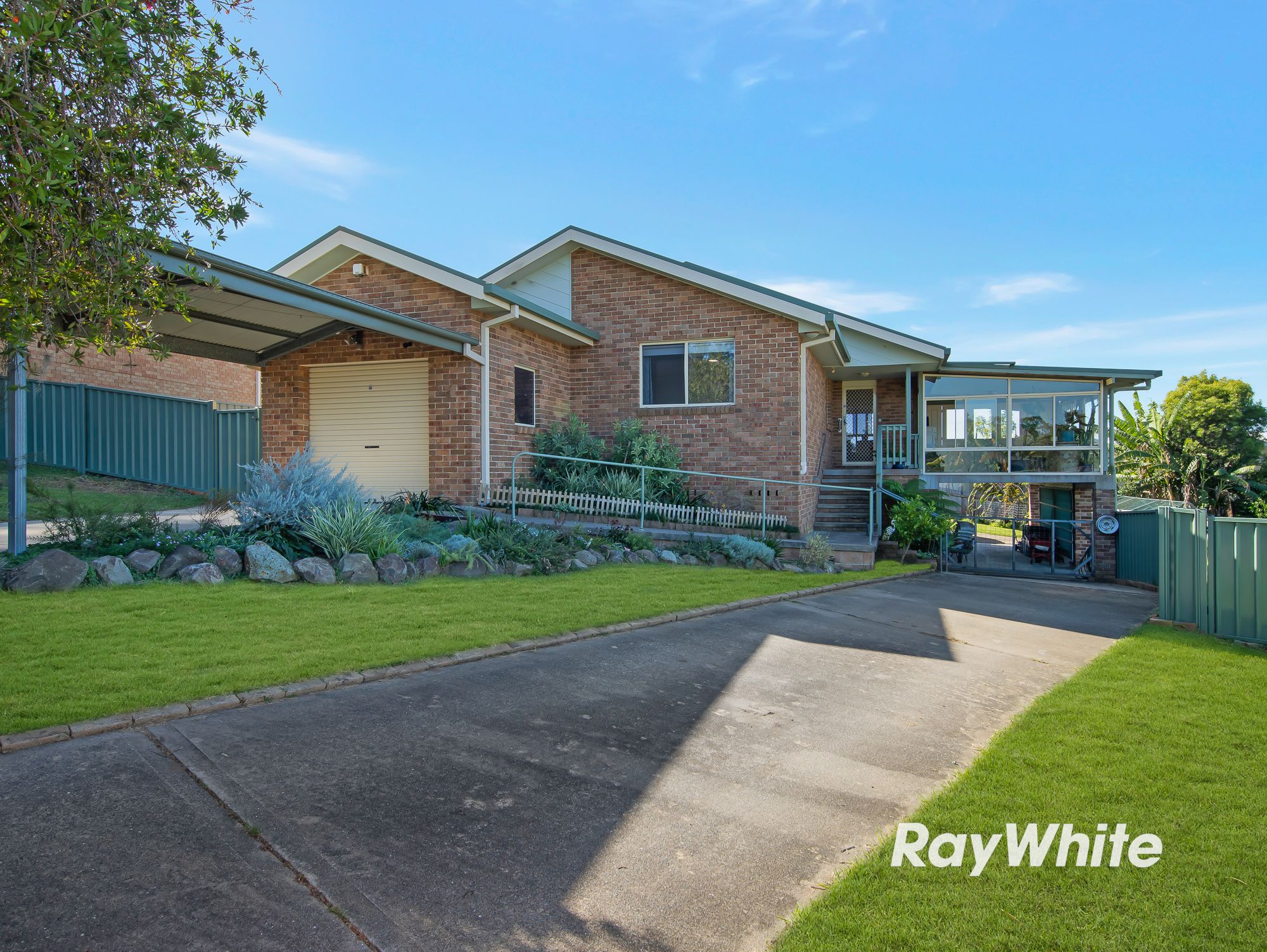 4 Ryley Close, Moruya NSW 2537