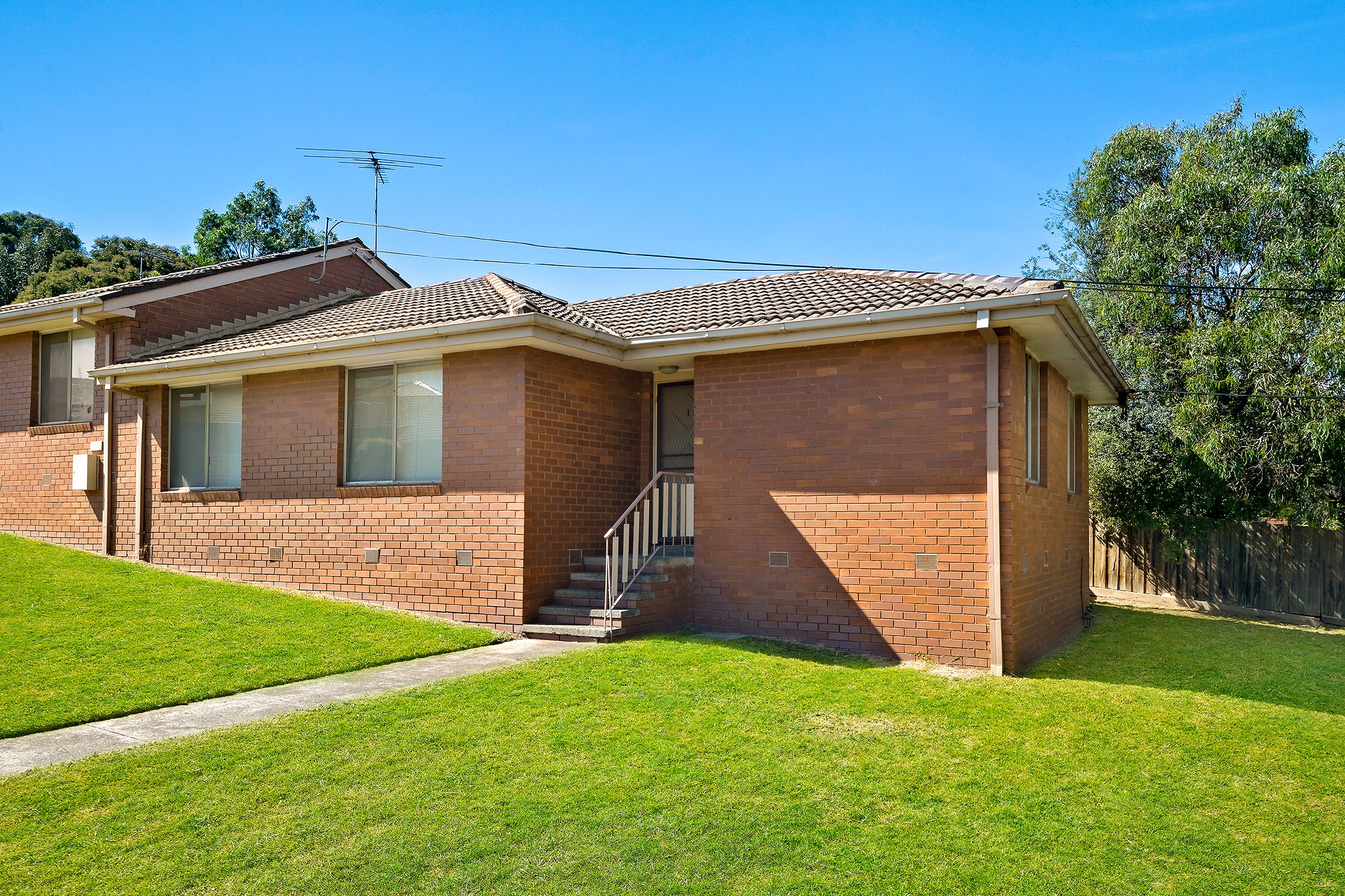 2/19 Cabena Crescent, CHADSTONE, VIC 3148
