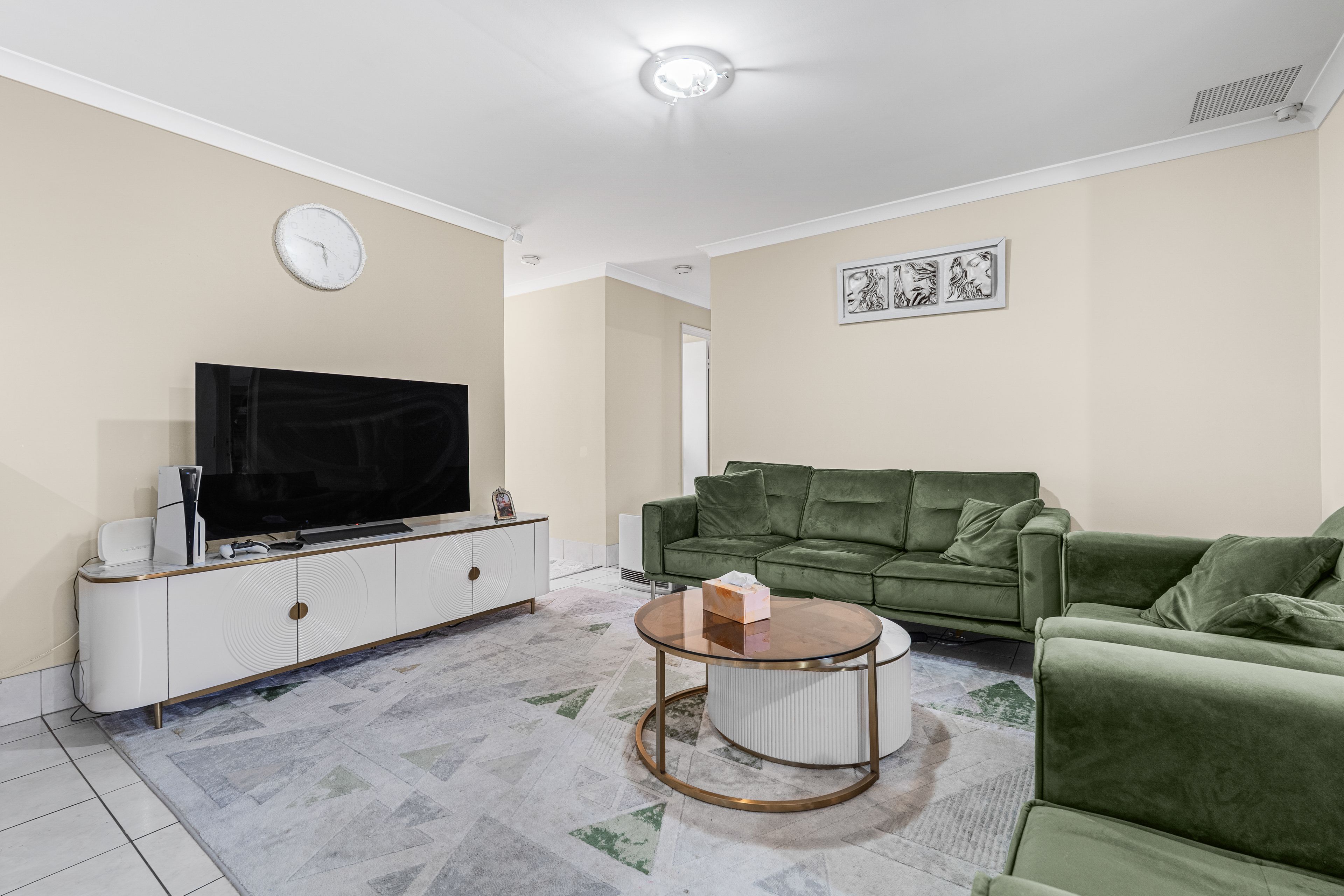 7/3 Stoke Place — photo 6 of 20