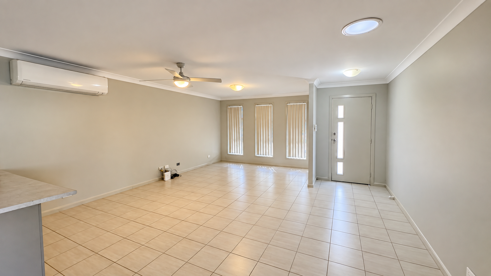10 Hughes Close — photo 3 of 14