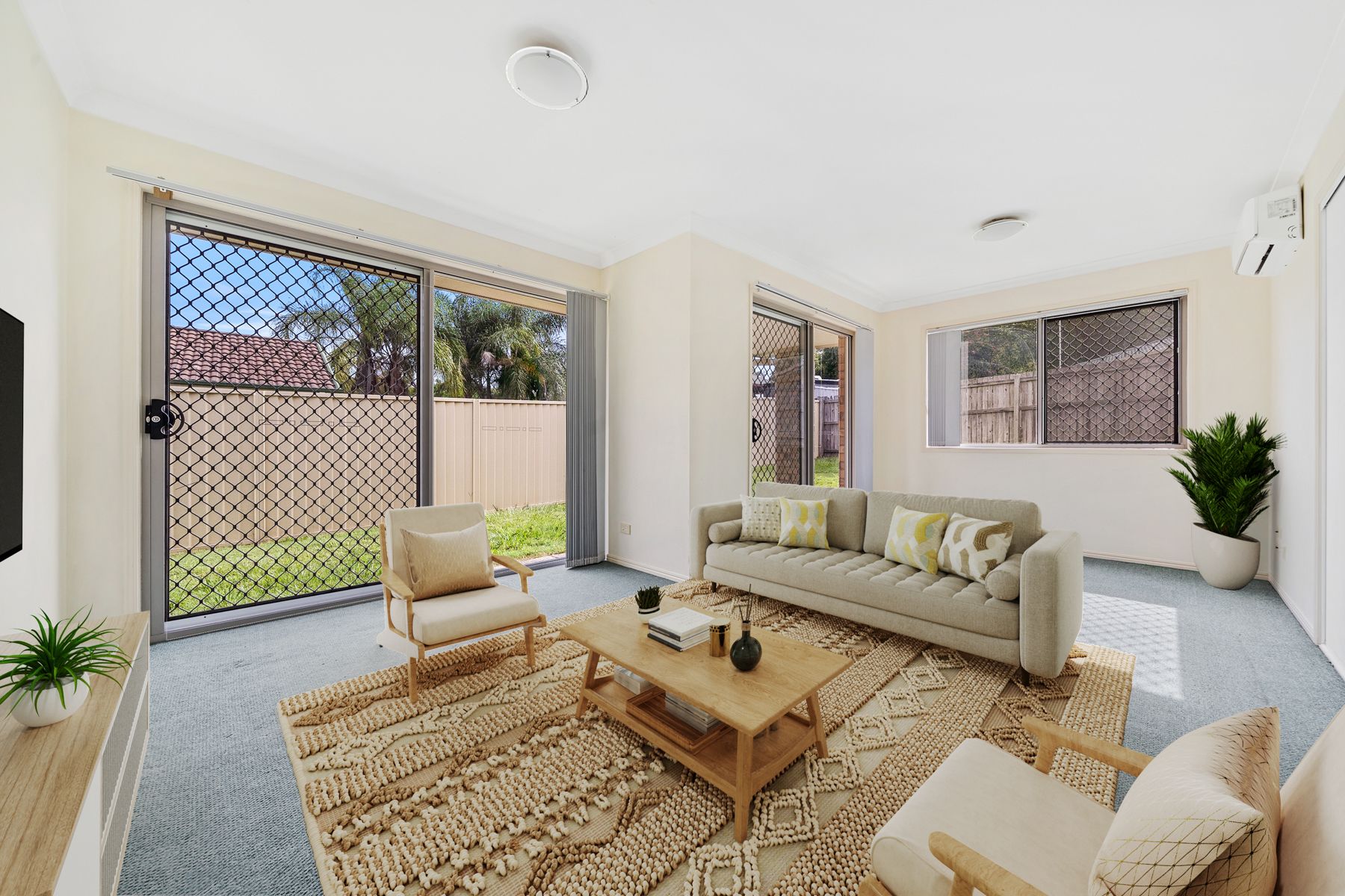 8 Park Close, Hillcrest, QLD 4118