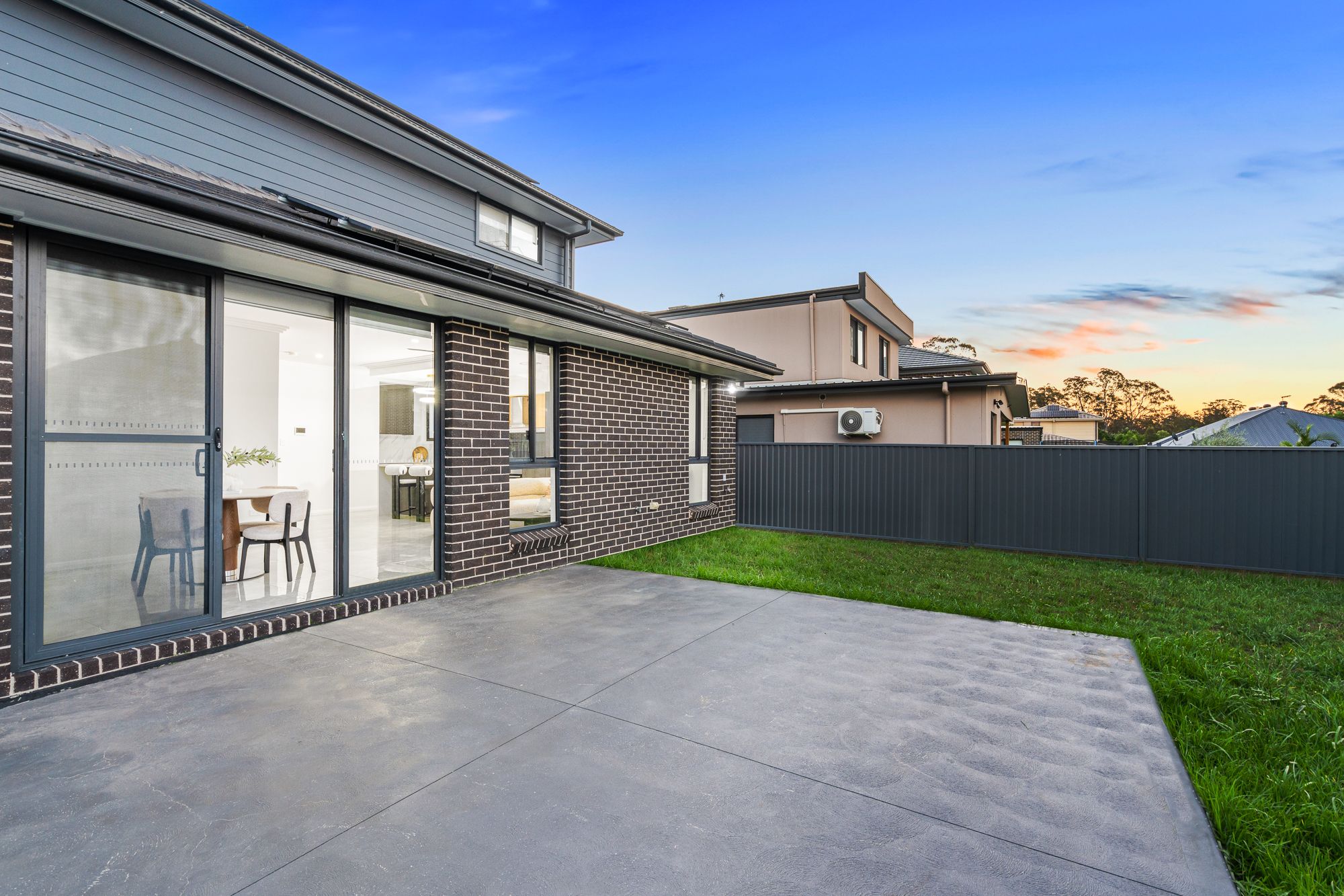 35 Tarcoola Drive (GABLES ) — photo 17 of 21