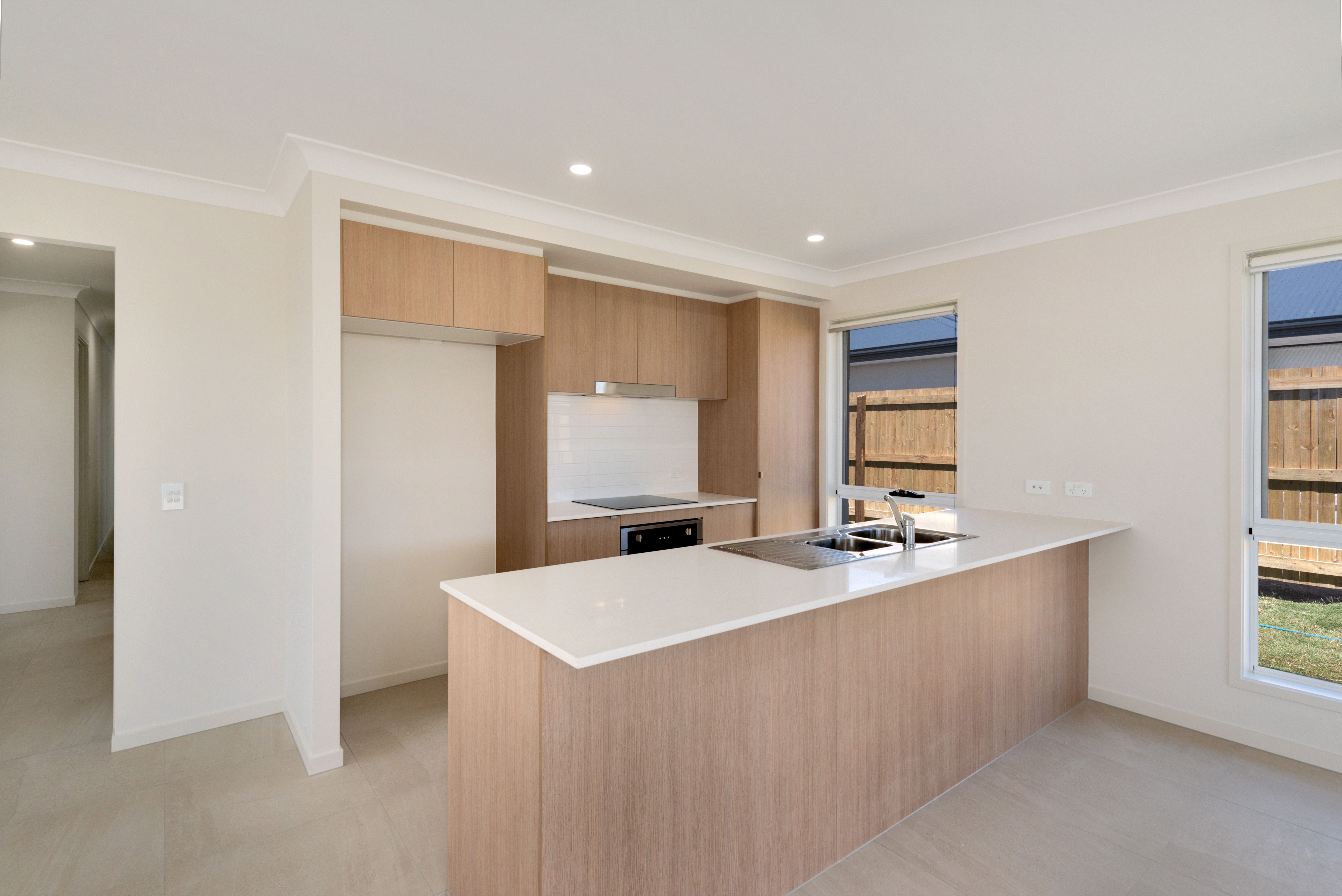10 Yellowstone Circuit, Yarrabilba, QLD 4207