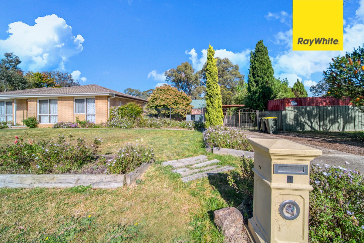 4 Mckid Court, Charnwood, ACT 2615