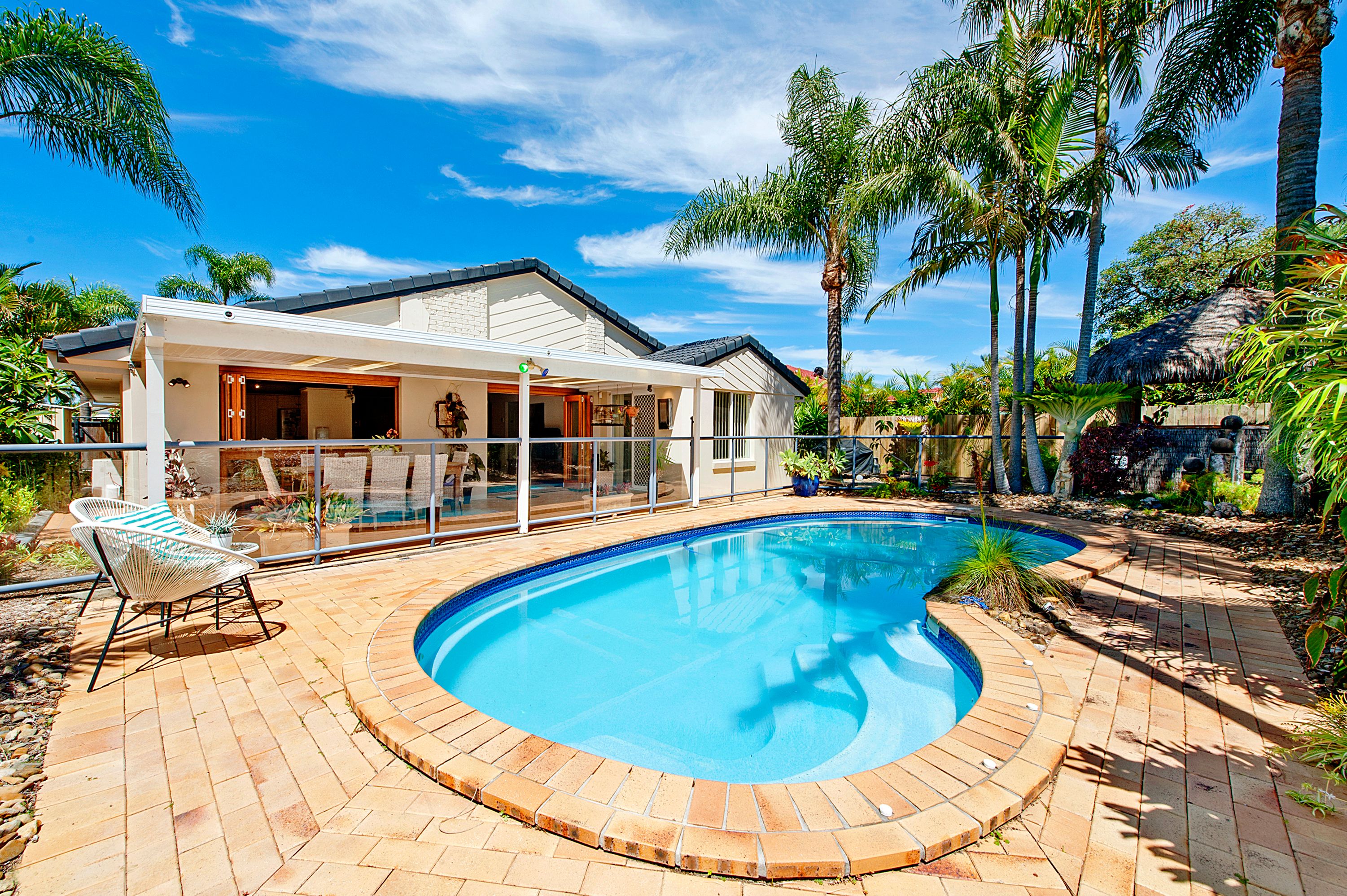 11 Coronet Crescent, Burleigh Waters QLD 4220