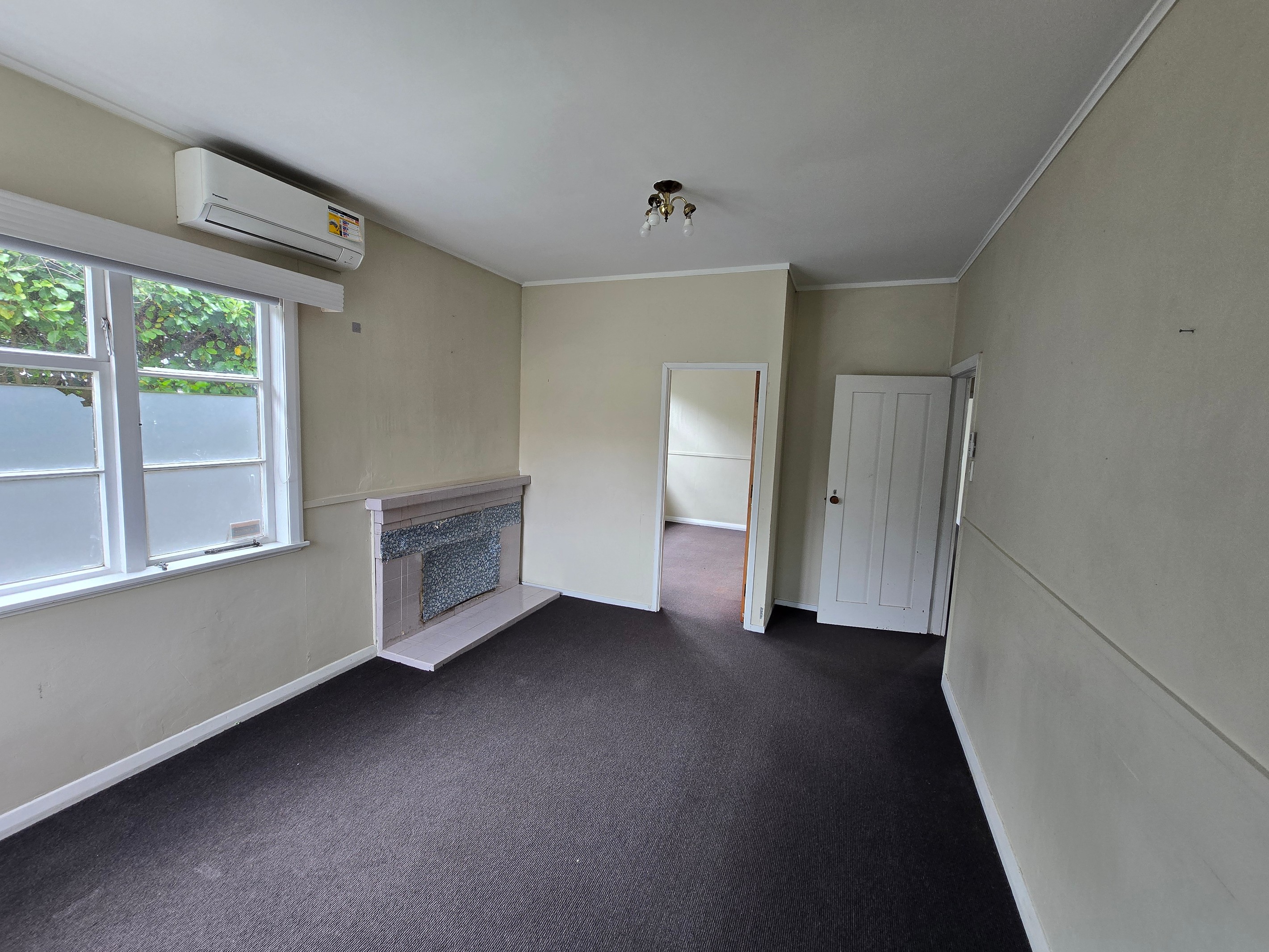 20 Sutherland Road, Point Chevalier, Auckland City