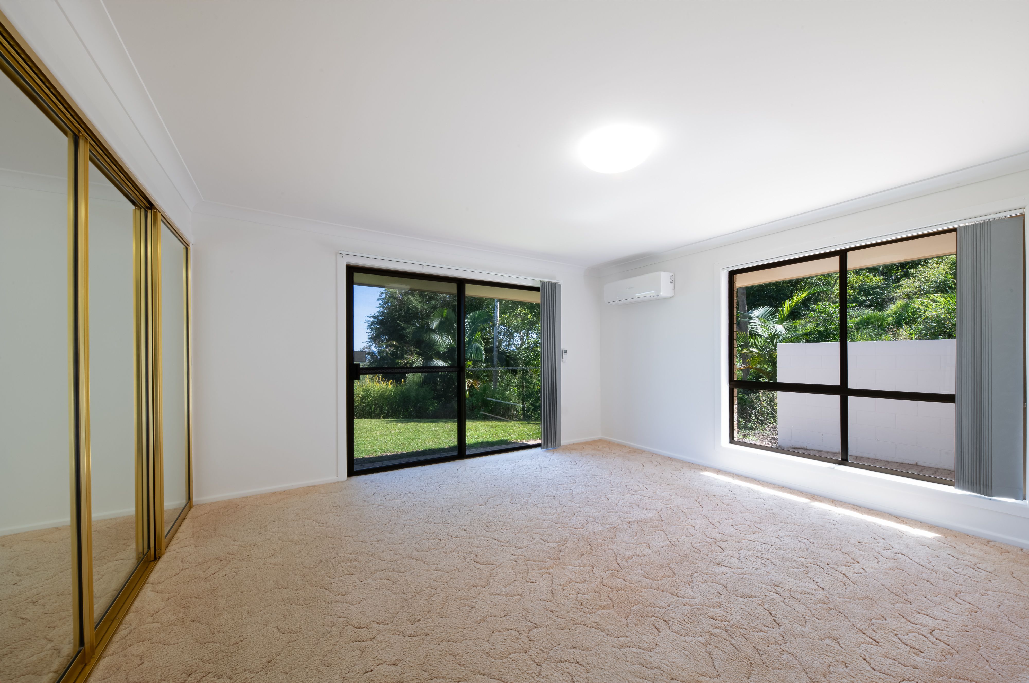 481 Shute Harbour Road — photo 15 of 22
