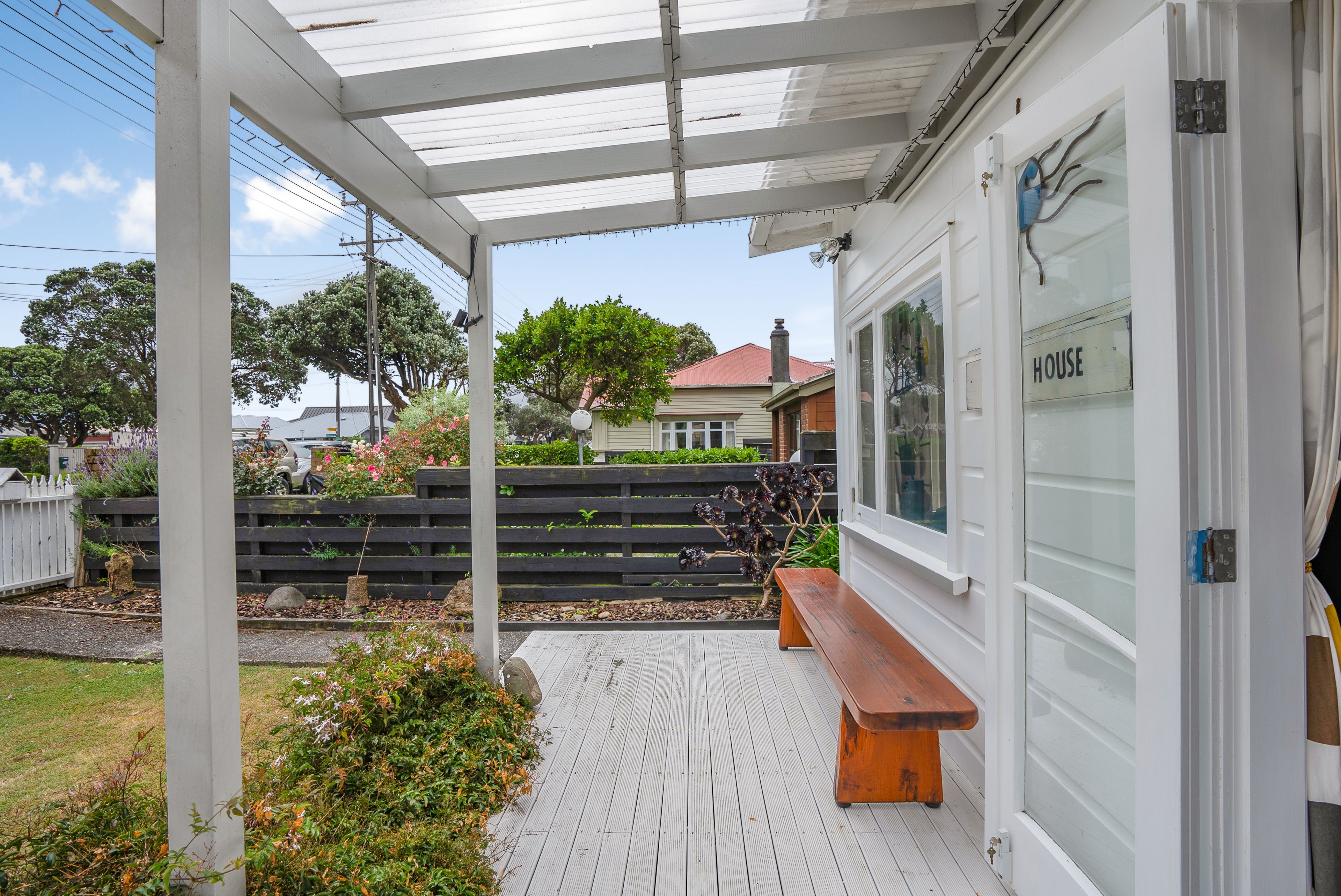 21 Tuatoru Street, Eastbourne, Lower Hutt City