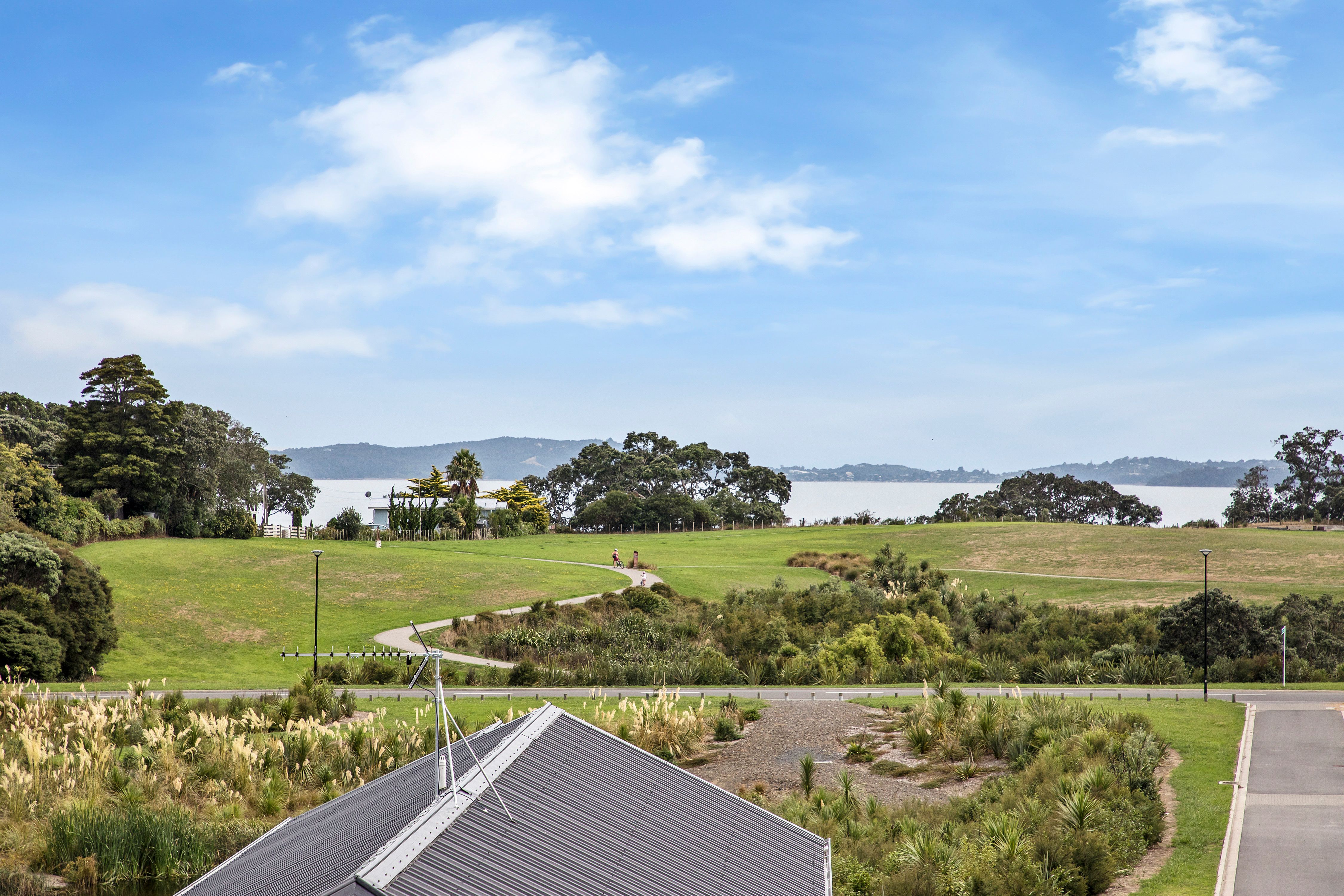86 Intrepid Crescent, Beachlands, Manukau City