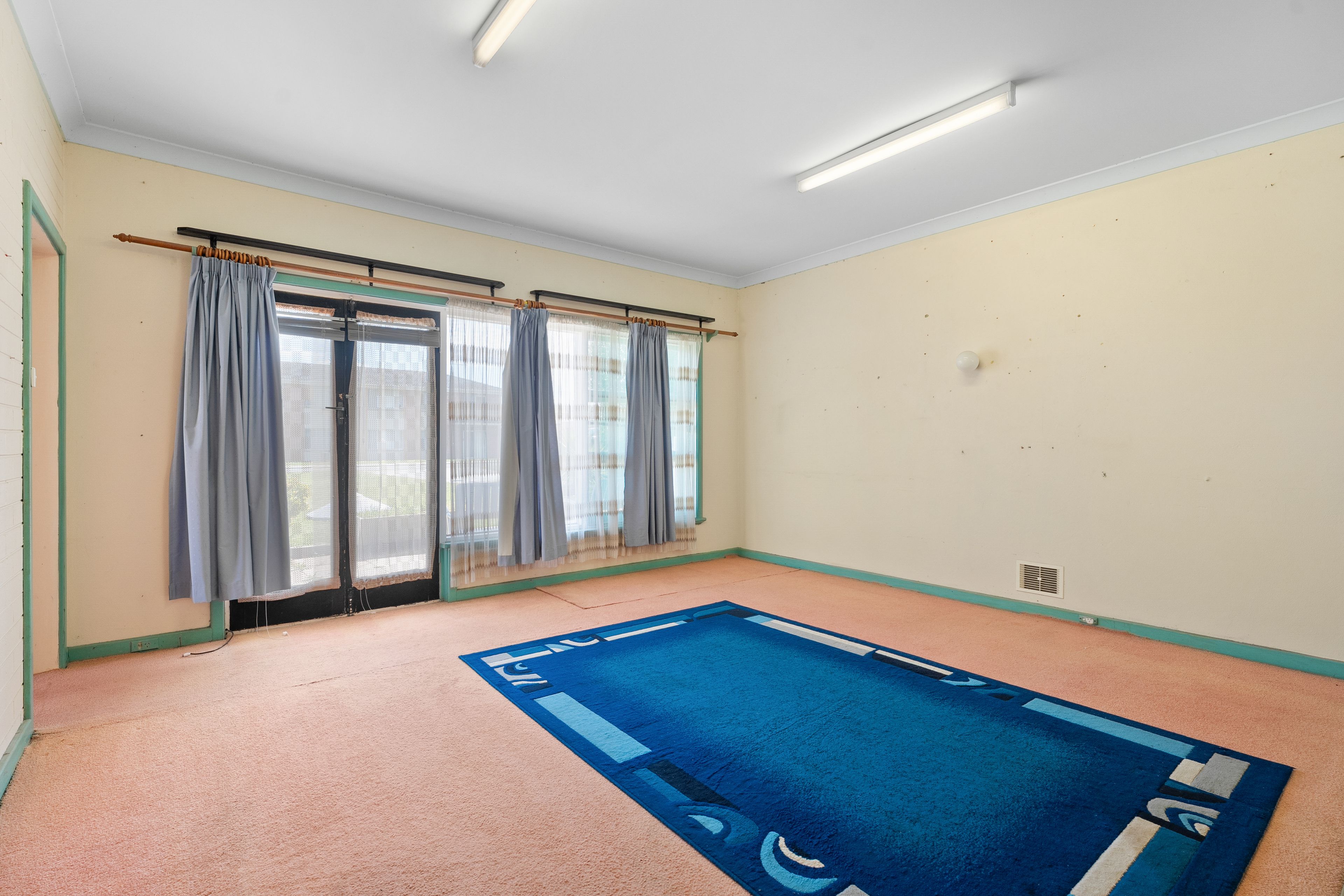 43 Lewington Street — photo 5 of 29