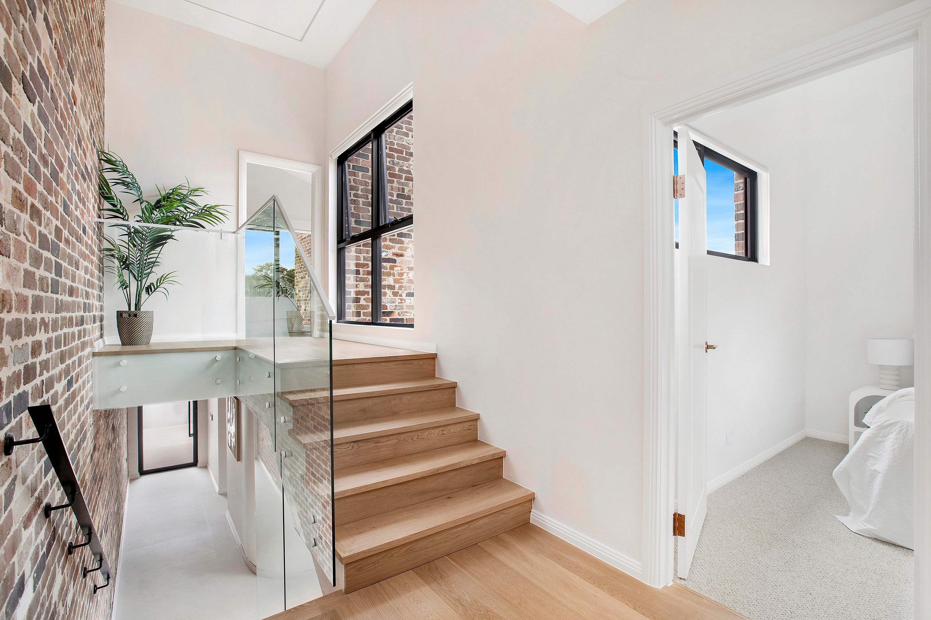 305A Beauchamp Road — photo 7 of 14