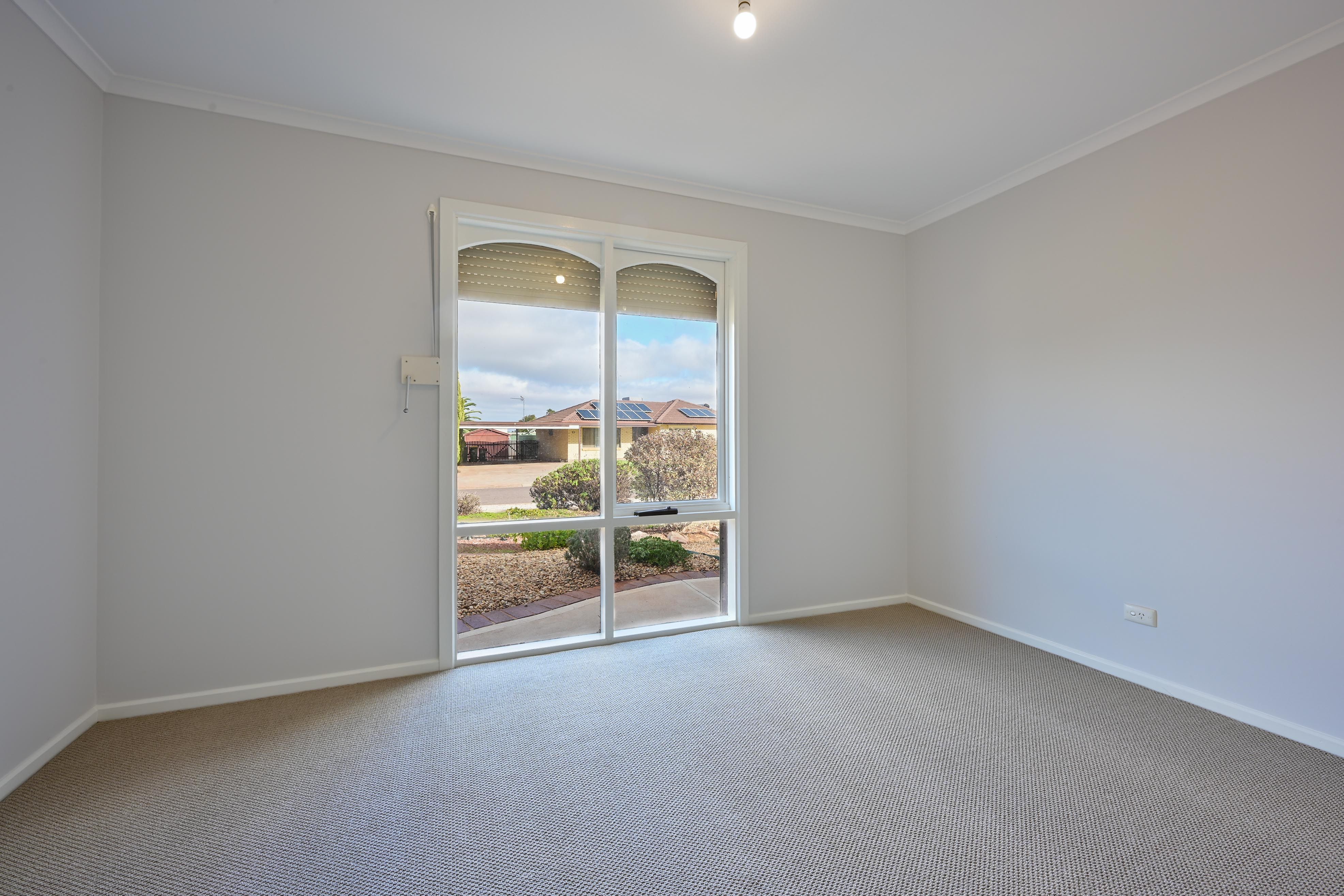 6 Keats Crescent, Whyalla Stuart, SA 5608 - Sold House - Ray White Port ...