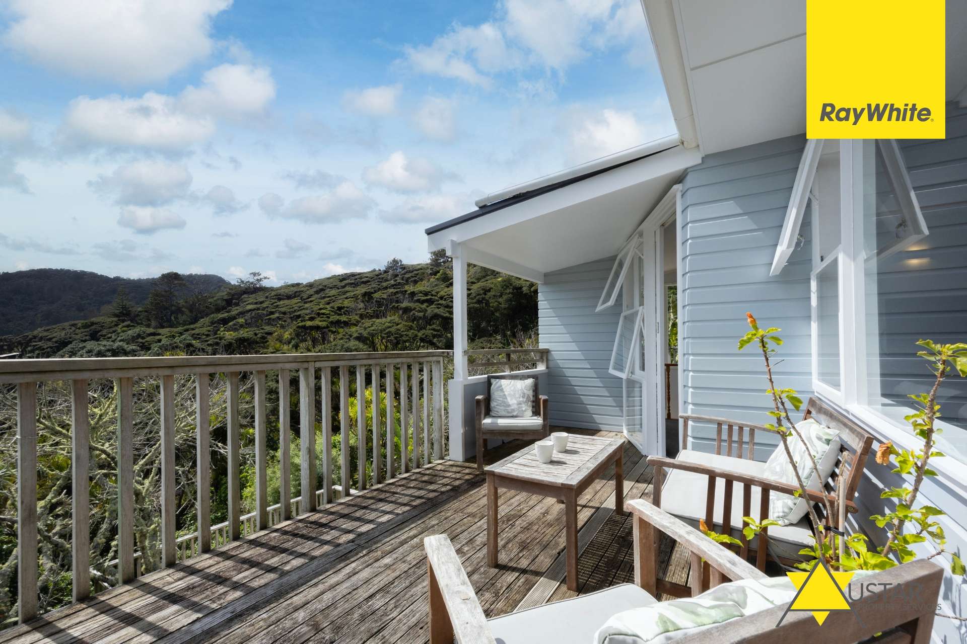90 Seaview Road photo 17