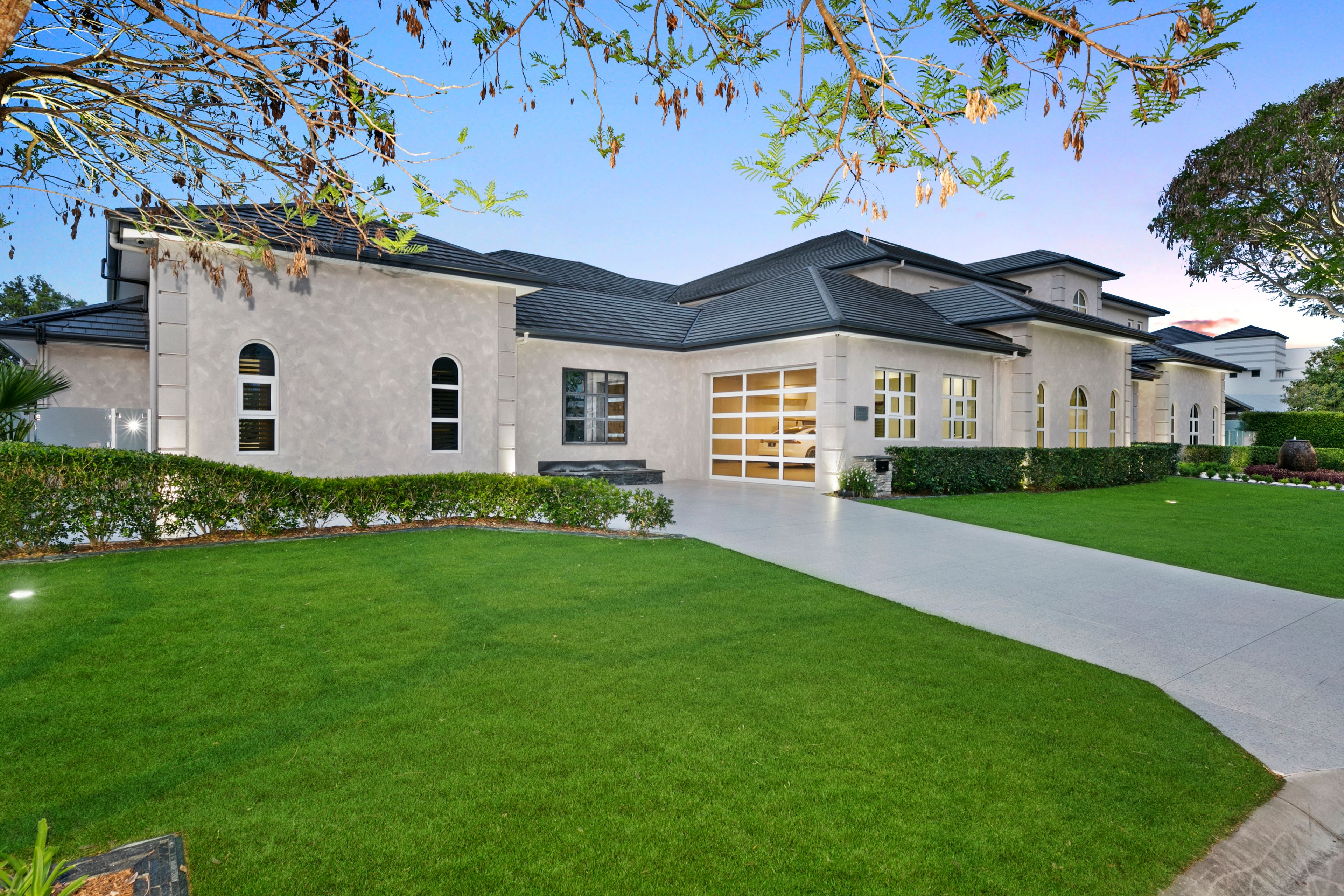 5001 Emerald Island Drive, Carrara, QLD 4211