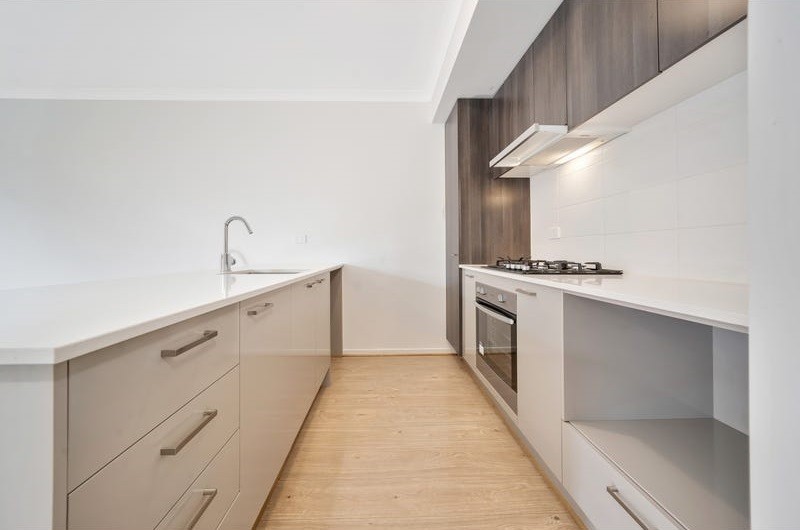 13 Serengeti Street, Clyde North, VIC 3978